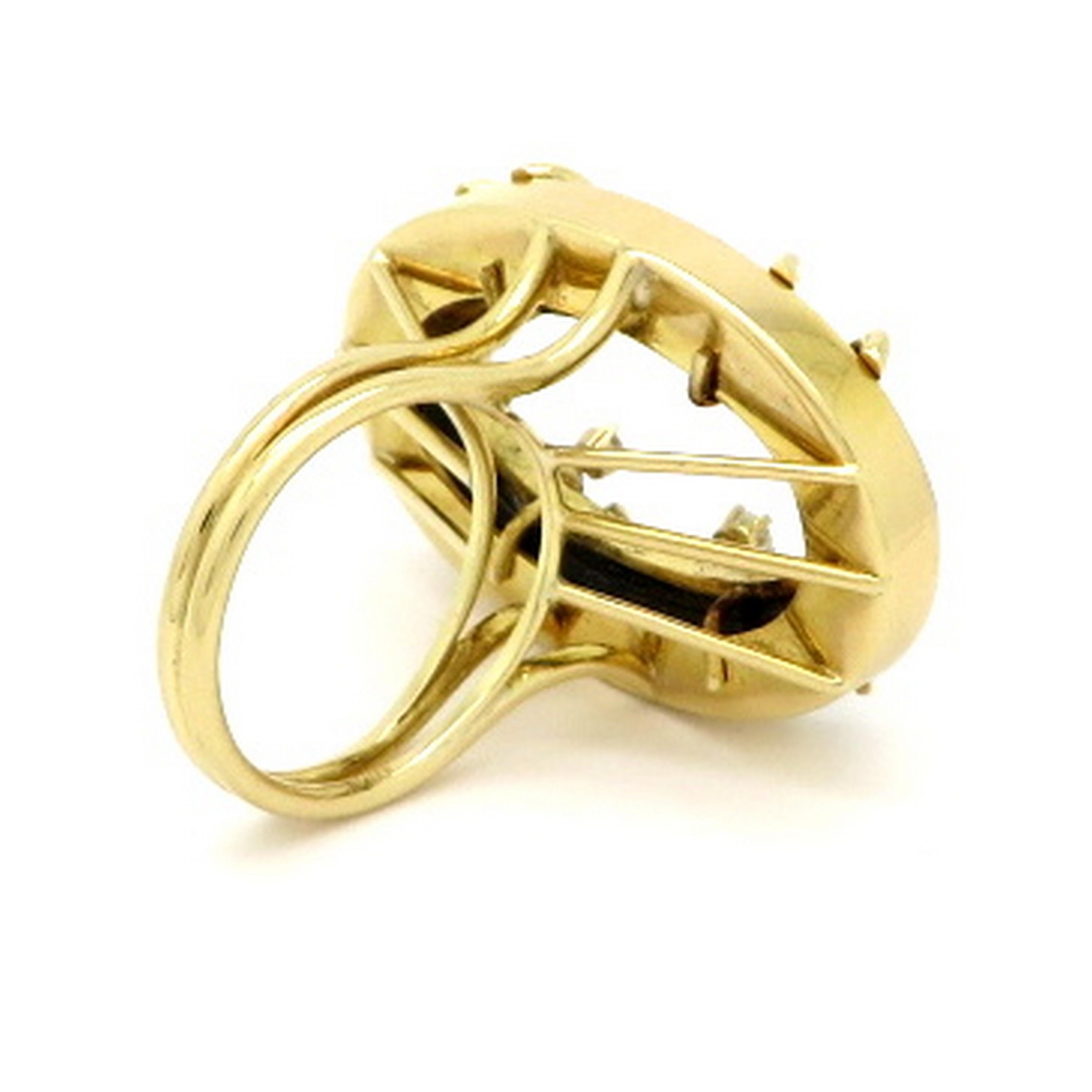 Donna Anello vintage in oro giallo 14 carati con occhio di tigre ovale e diamanti in vendita