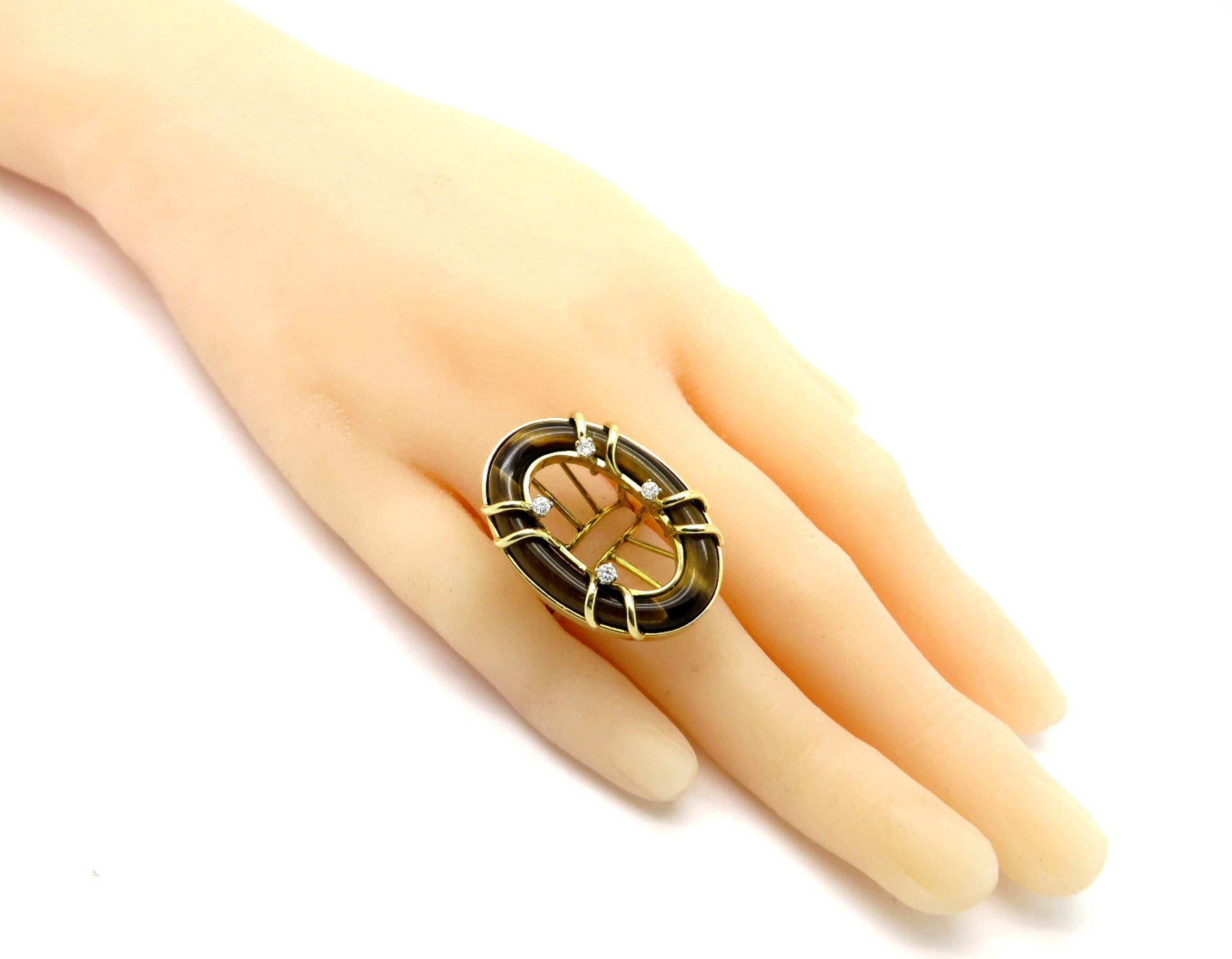 Vintage 14 Karat Yellow Gold Oval Tiger's Eye Fashion Ring with Diamonds For Sale 2