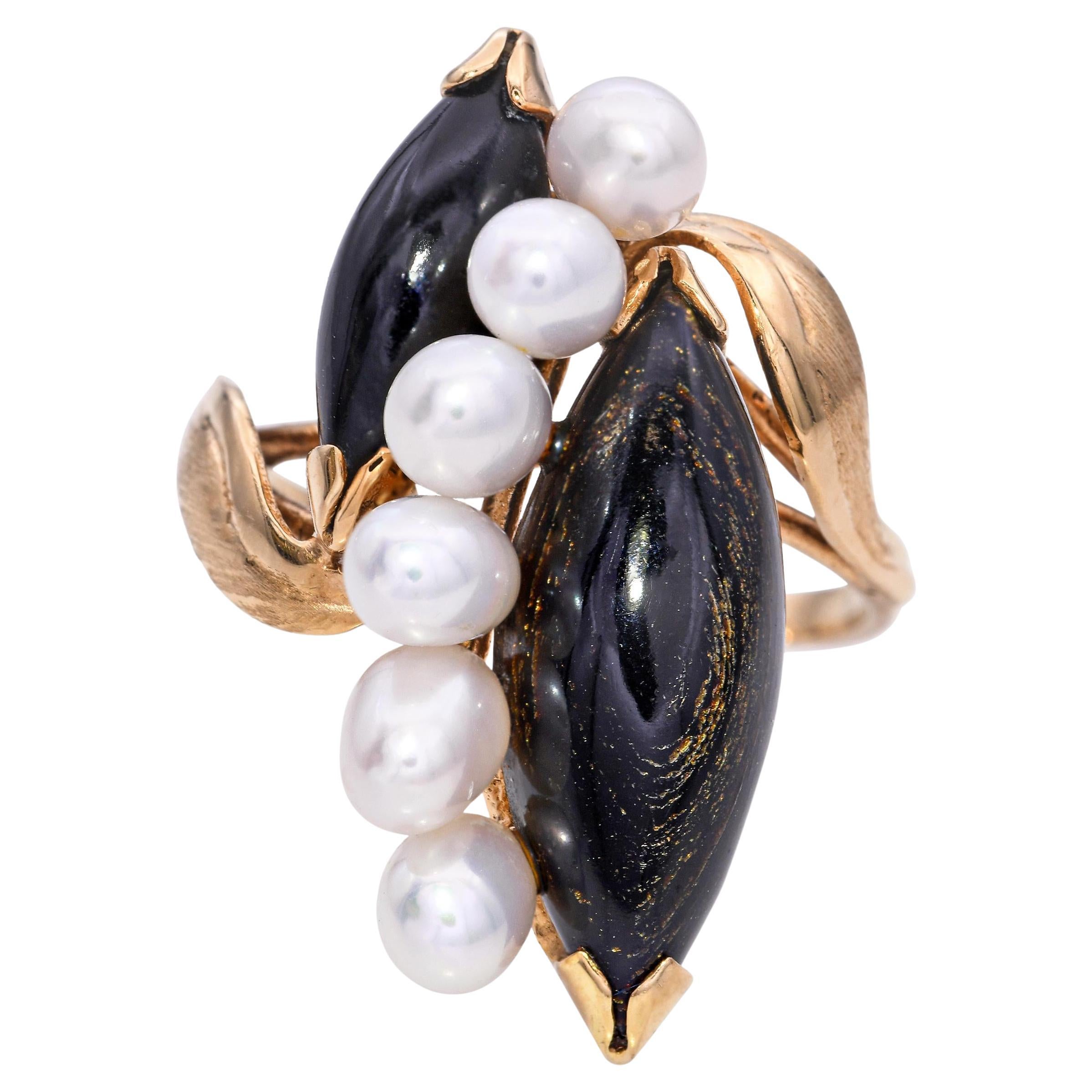 Anello vintage in oro giallo 14k con perle e corallo nero