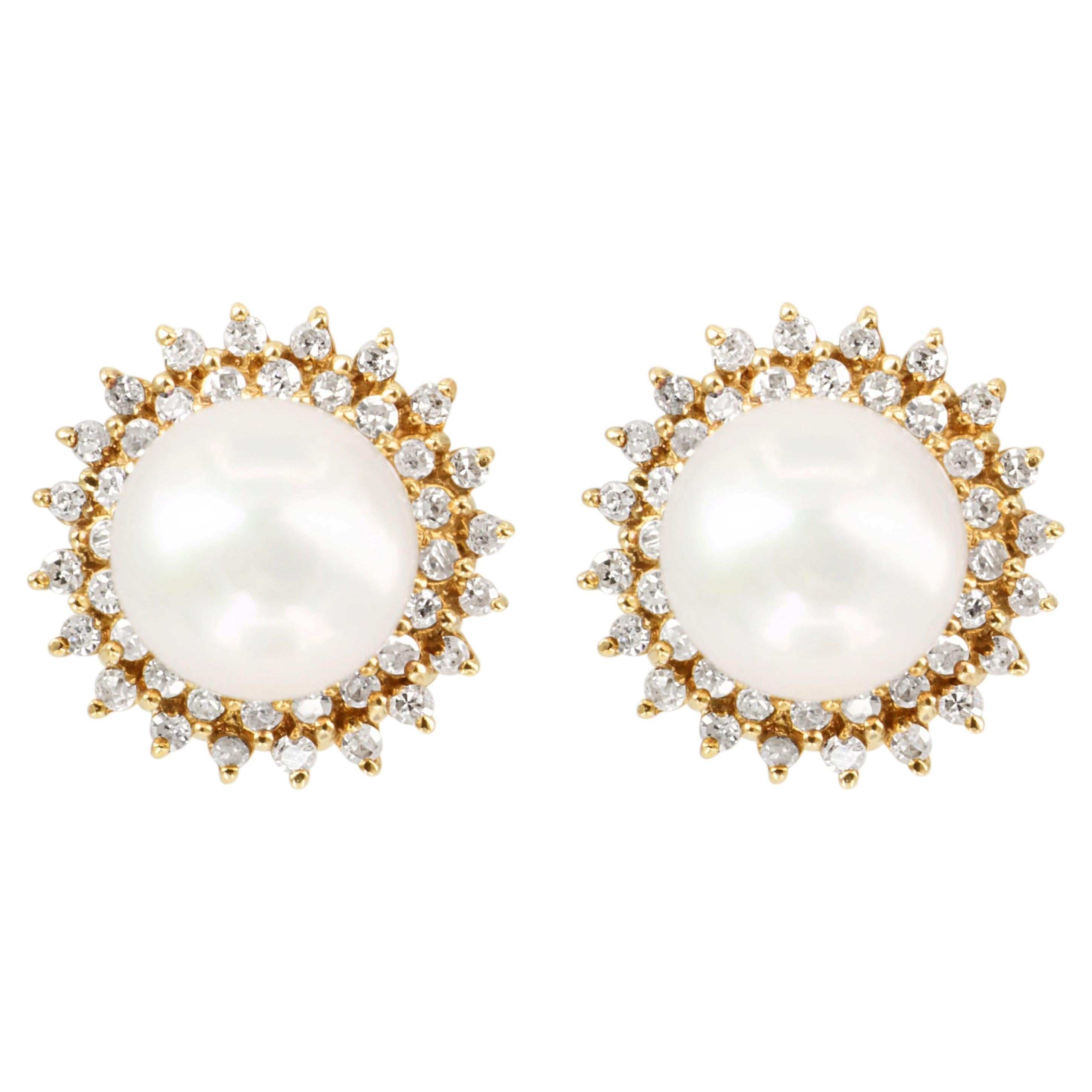Pendientes vintage de oro amarillo de 14k con halo de perlas y diamantes