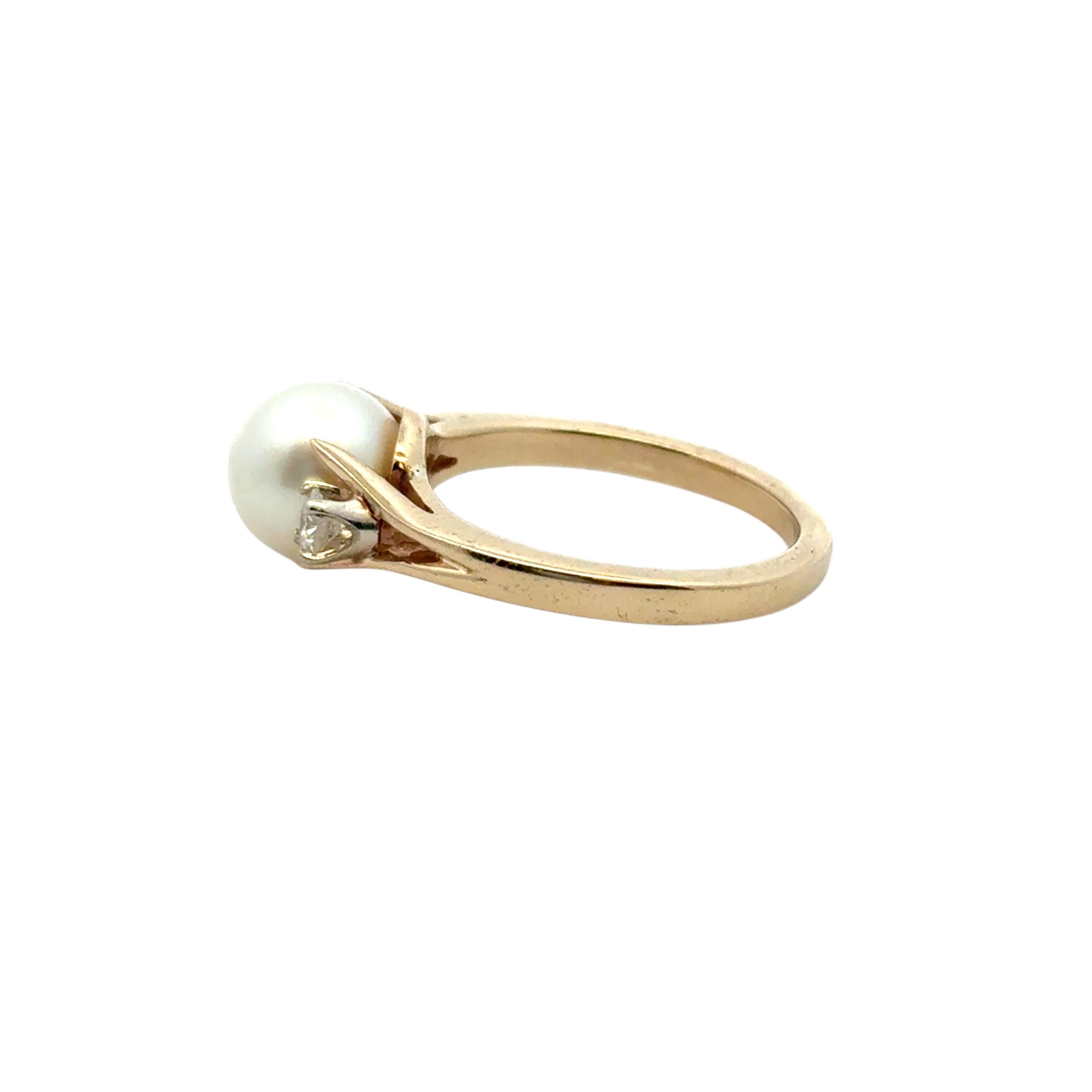 Bague vintage en or jaune 14k avec perles et diamants en vente 5