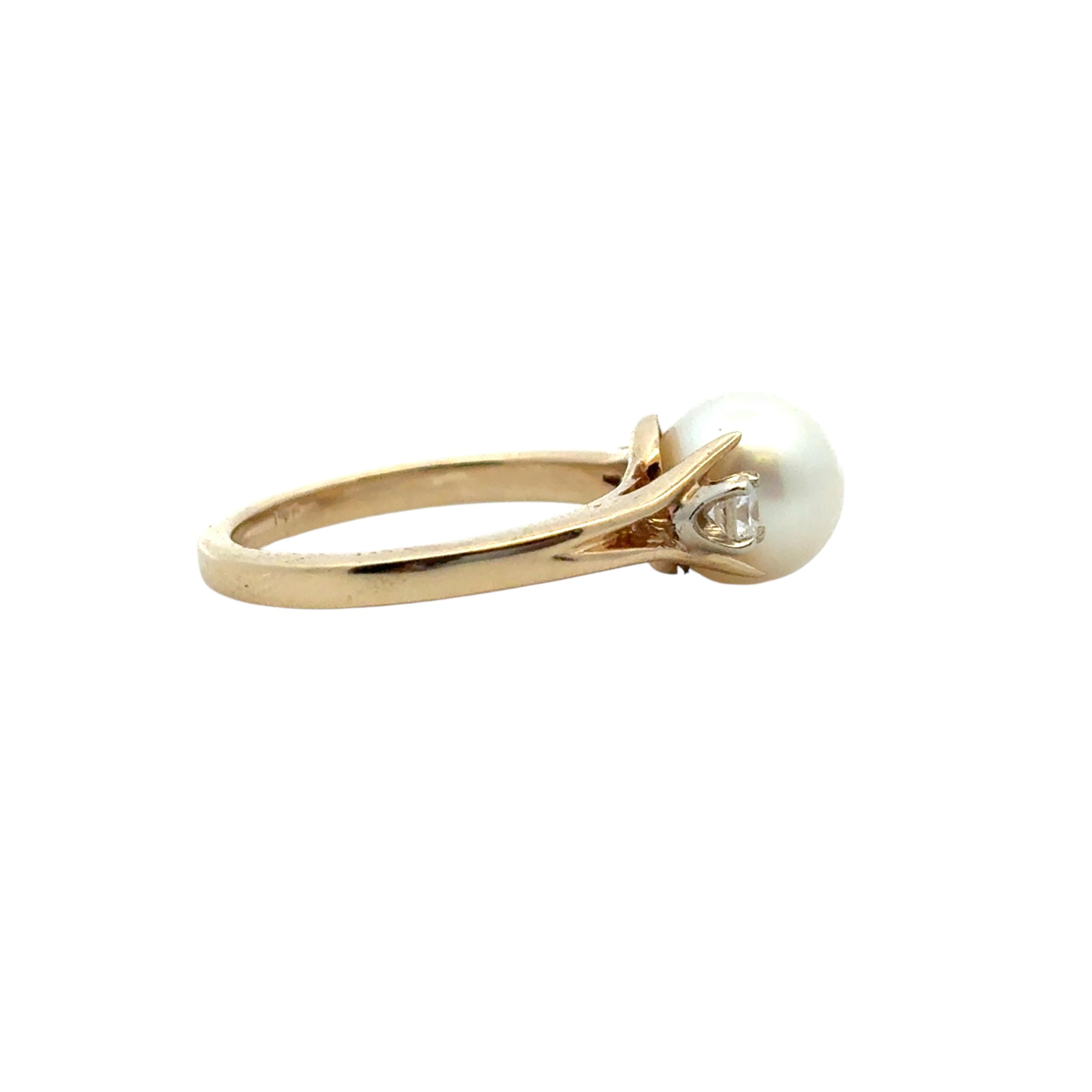 Taille mixte Bague vintage en or jaune 14k avec perles et diamants en vente