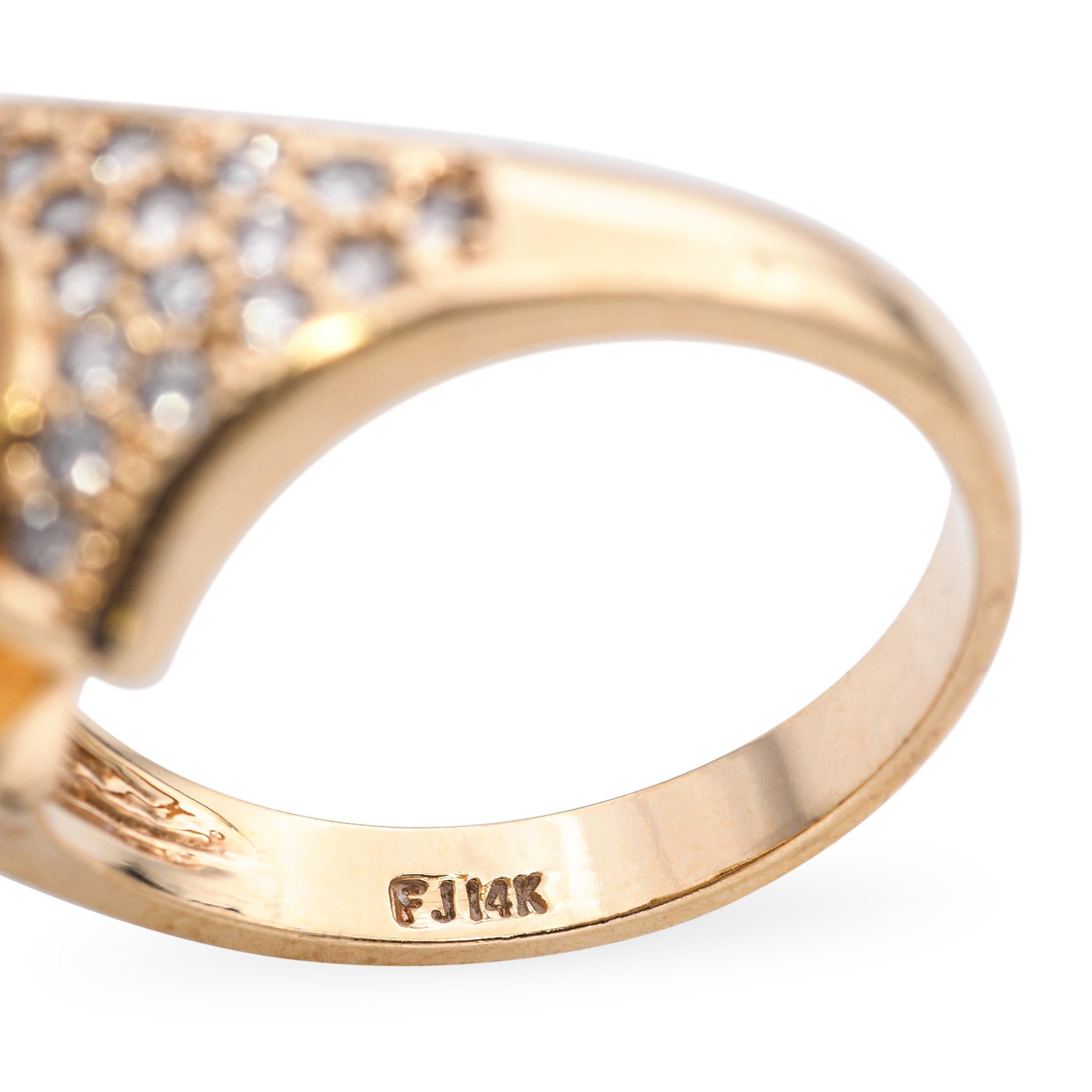 Bague vintage en or jaune 14k avec perles et diamants en vente 1