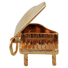 Vintage 14k Yellow Gold Piano Charm