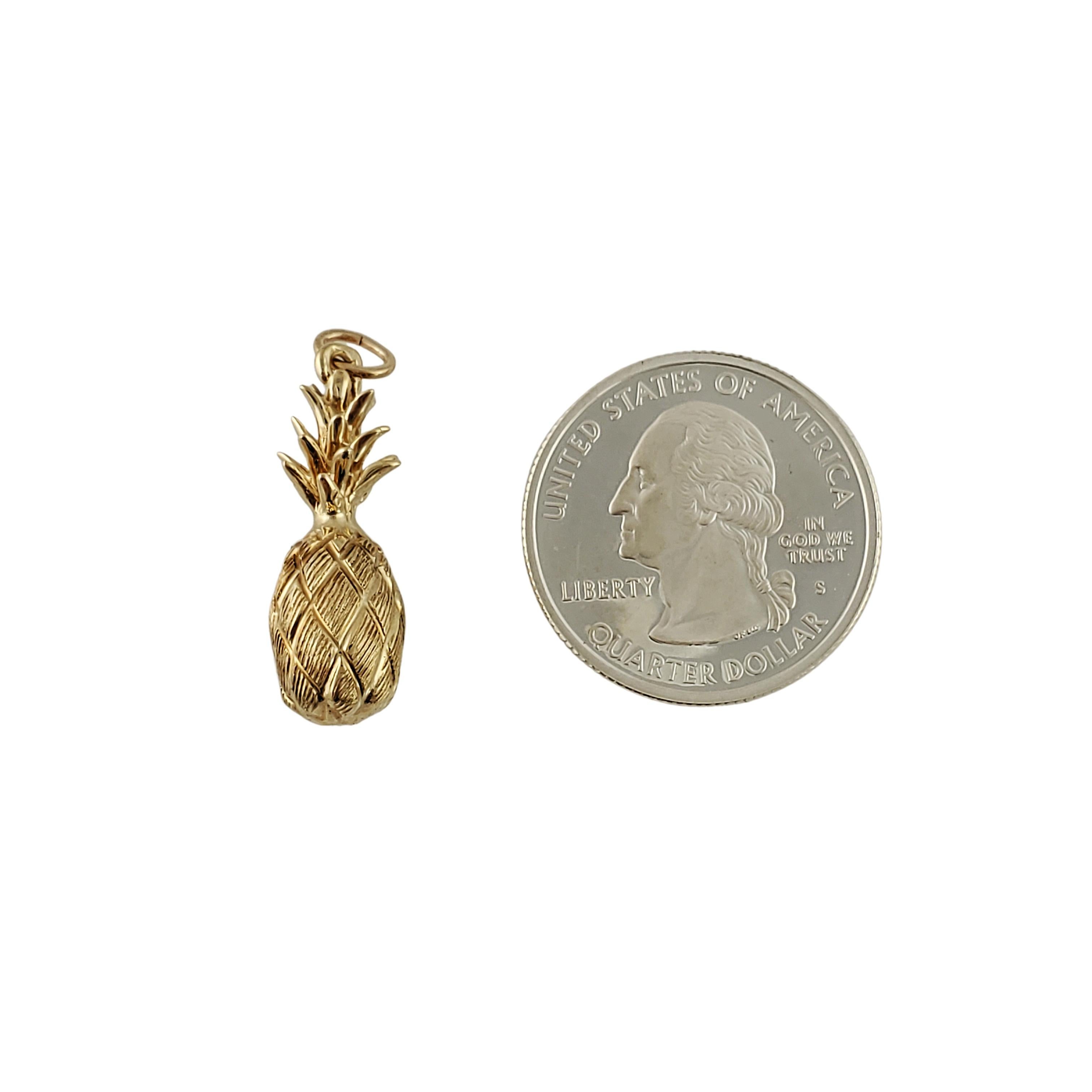 14 Karat Yellow Gold Pineapple Charm

This adorable piece features a pineapple, meticulously detailed in 14K gold. 

*Chain not included

Size: 25.2 mm x 9.9 mm (actual charm)

Weight: 2.3 dwt / 3.7 g.

Hallmark: 14K

Very good condition,