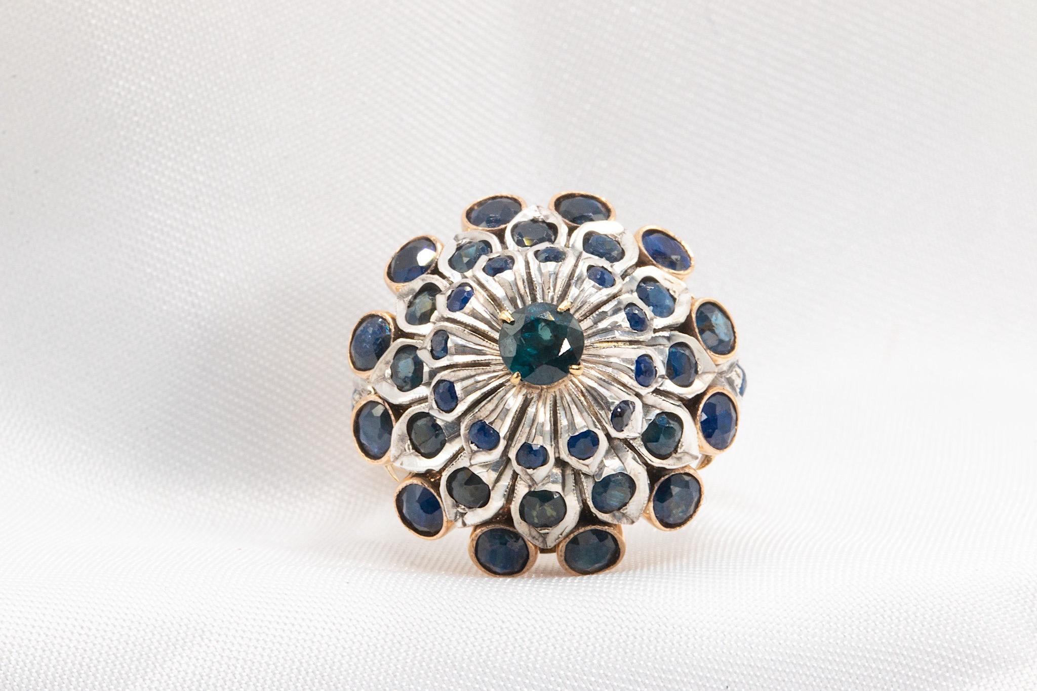 Taille ronde Bague vintage en or jaune 14 carats et platine saphir en vente