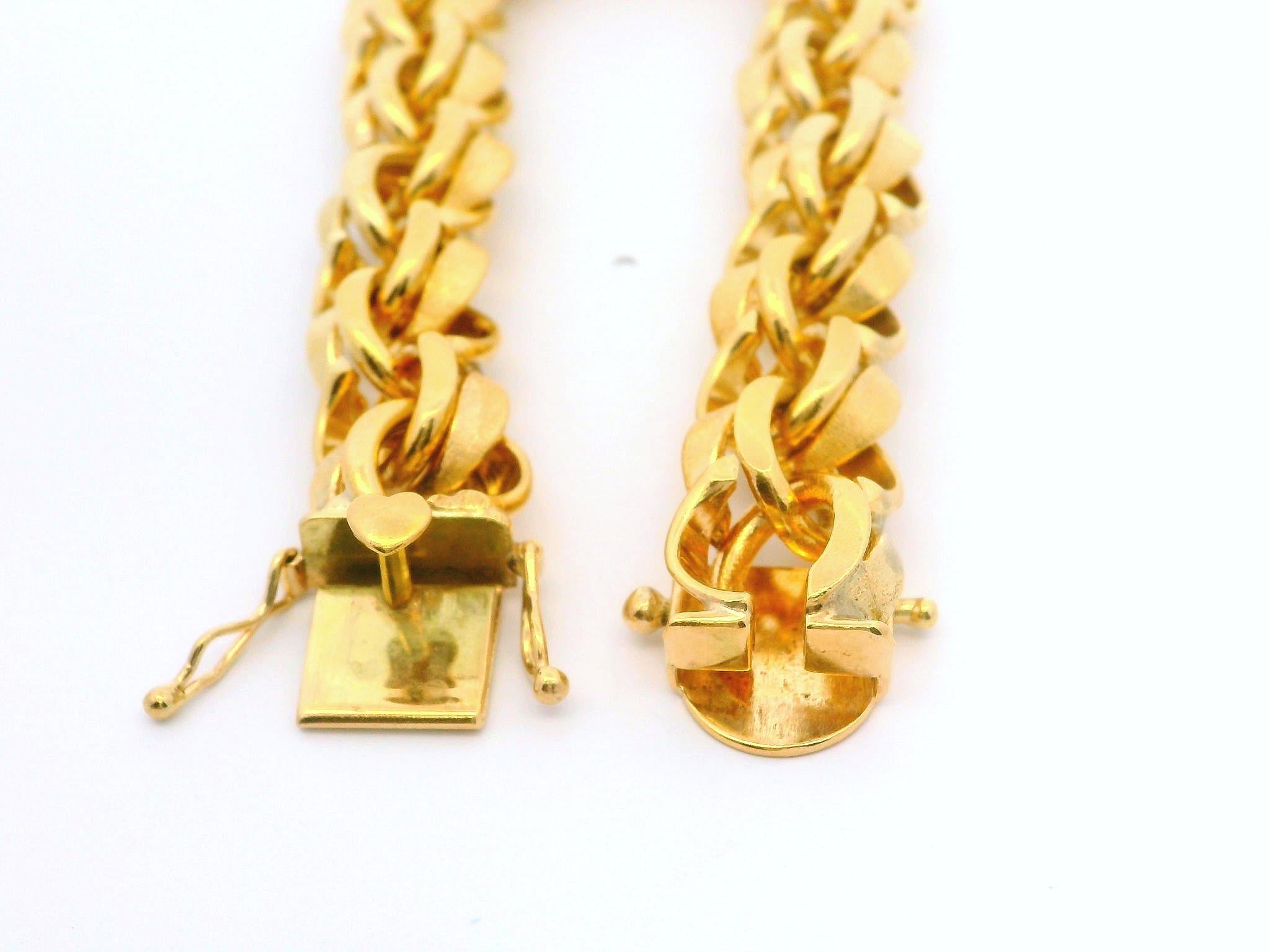 Bracciale charme d'epoca in oro giallo 14k con finitura lucida e spazzolata a doppia maglia Curb Link in vendita 2