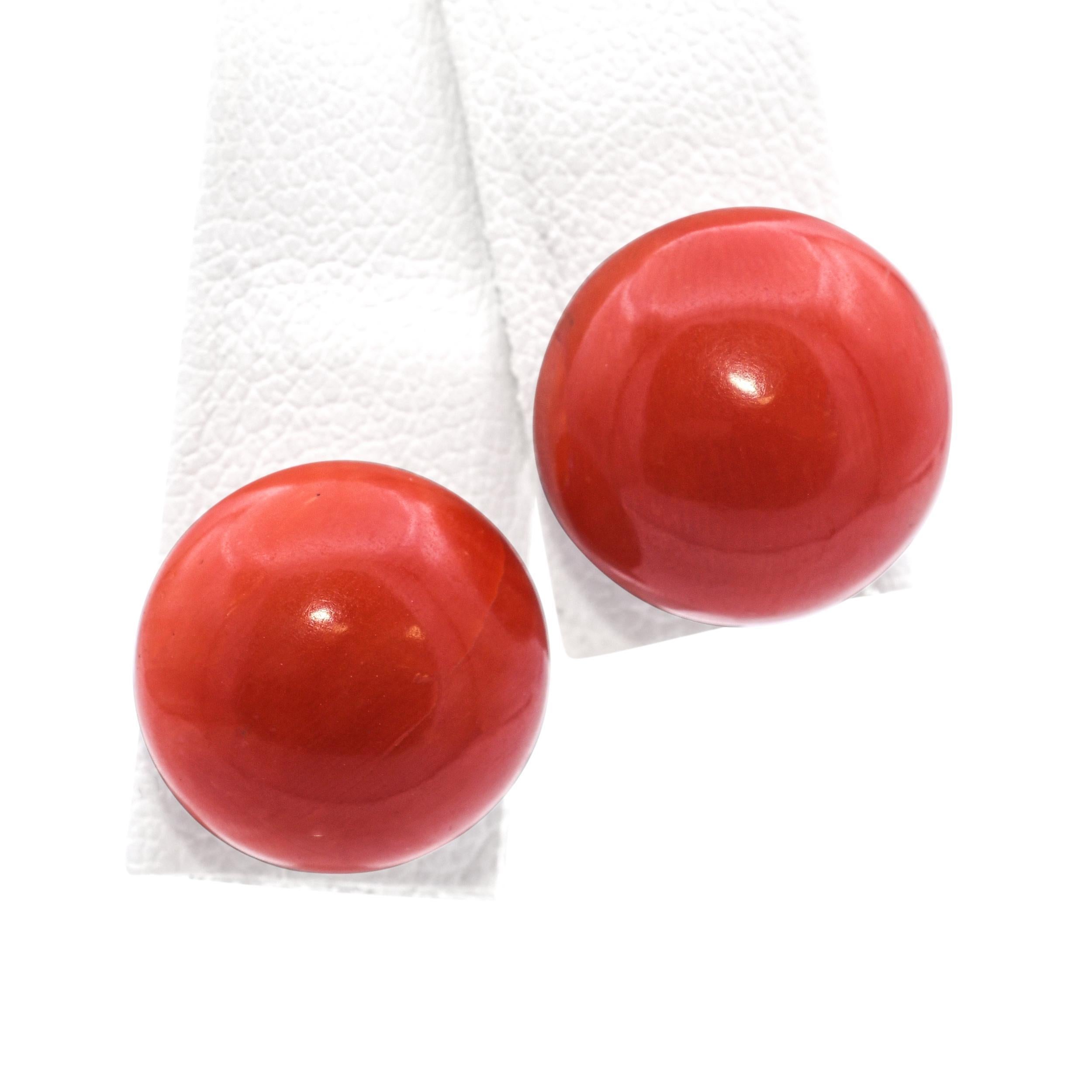 Vintage 14k Gelbgold Rote Koralle Ohrringe im Zustand „Gut“ im Angebot in New York, NY