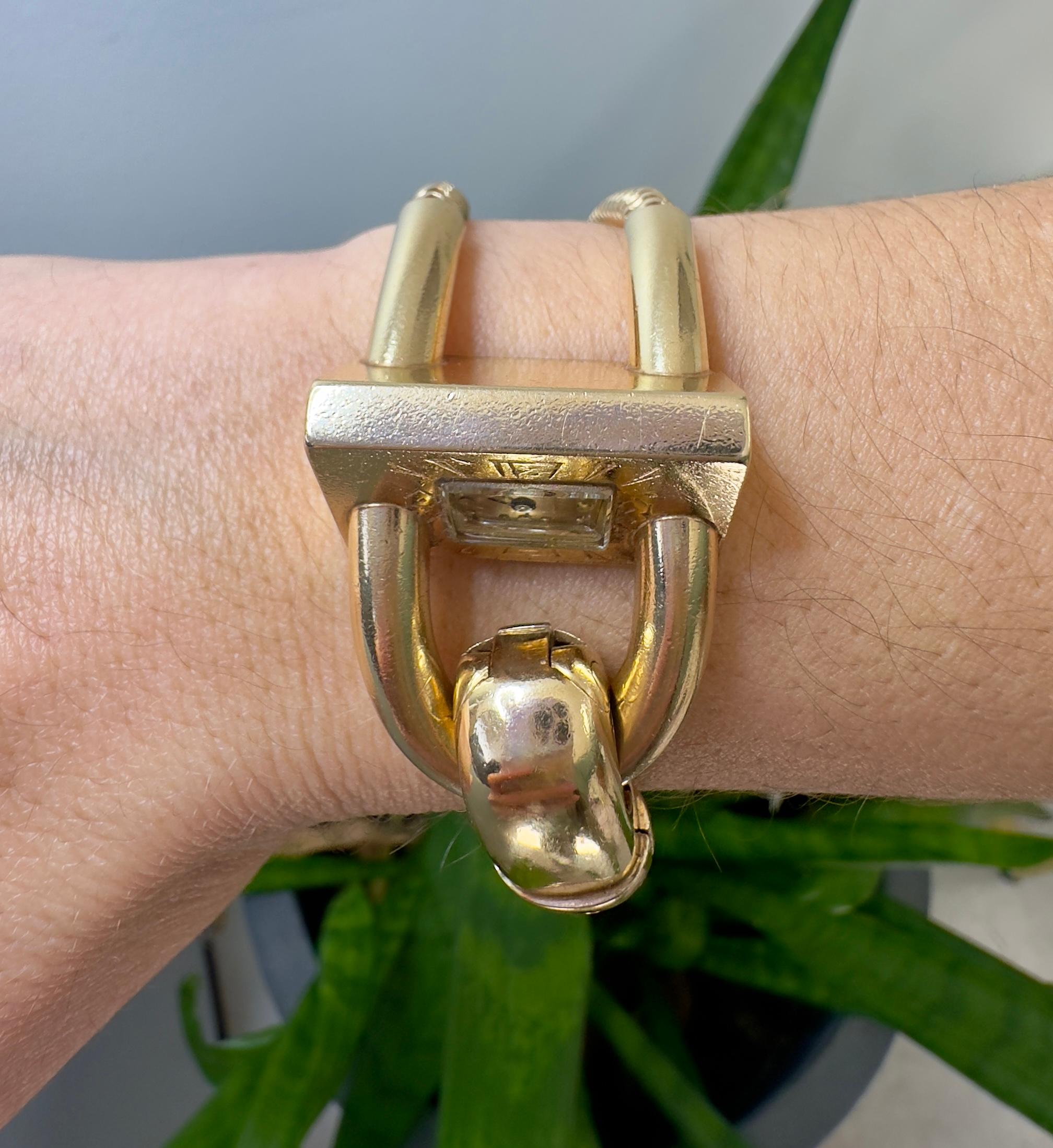 Vintage 14k Yellow Gold Retro Wrist Watch For Sale 3