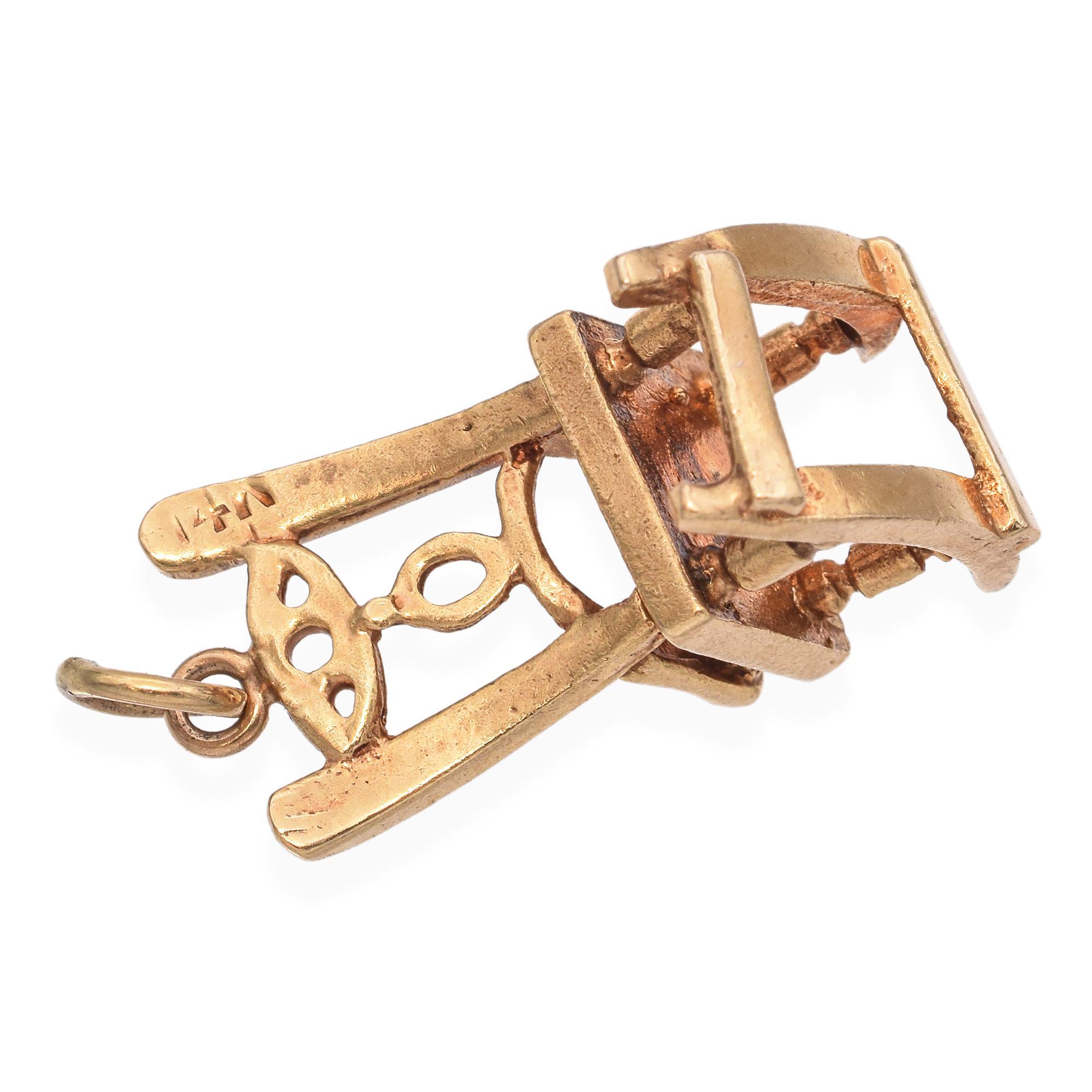 Breloque vintage en or jaune 14K pour chaise à bascule en vente 2