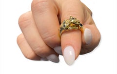 Vintage 14K Yellow Gold Round Sapphire and Round White Diamond Panther Ring