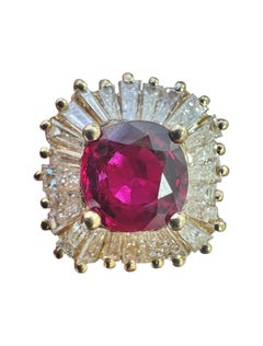 Vintage 14K Yellow Gold Ruby and Baguette Diamond Halo Ring