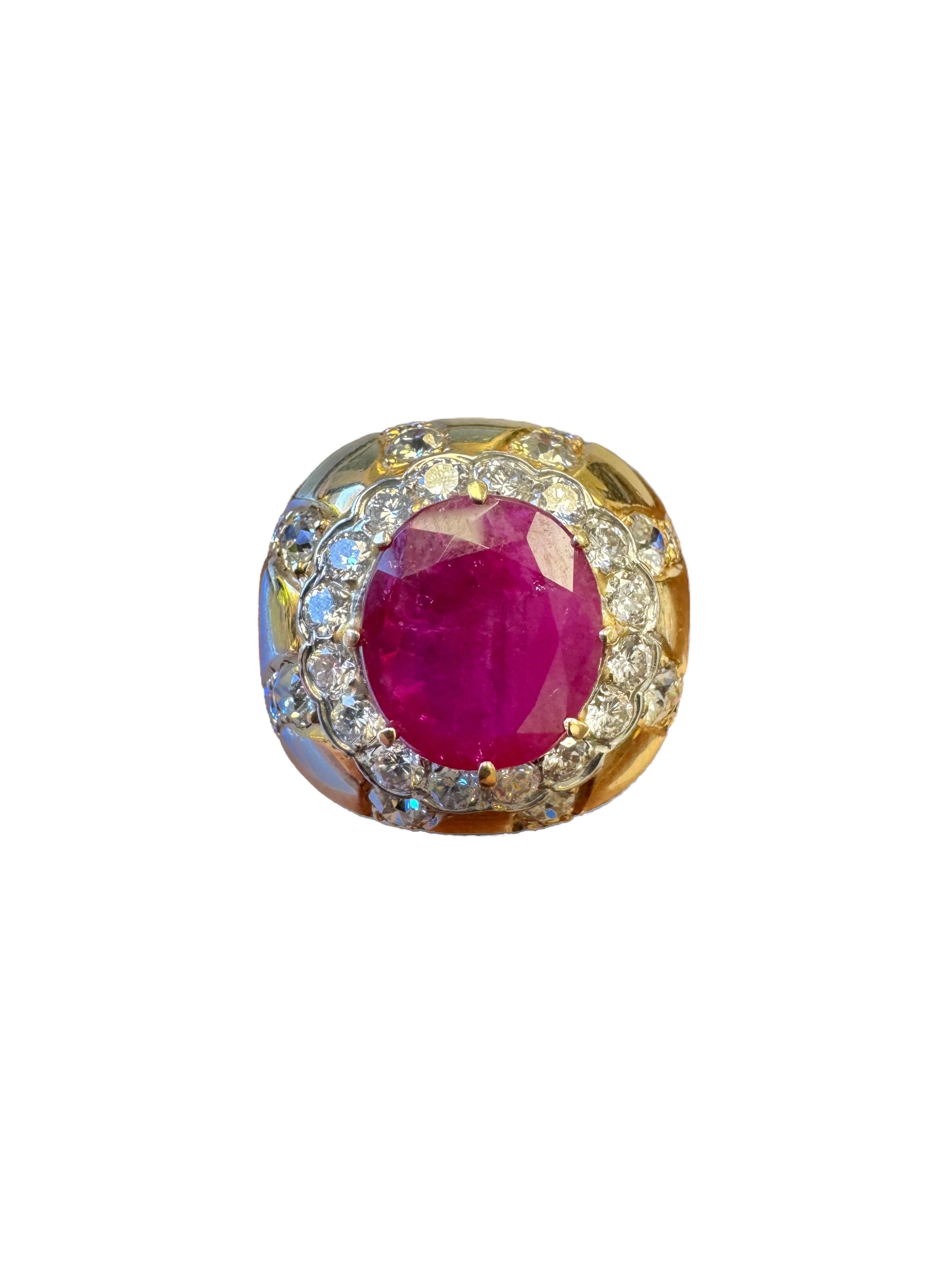 Anello da cocktail con rubini e diamanti in oro giallo 14K vintage