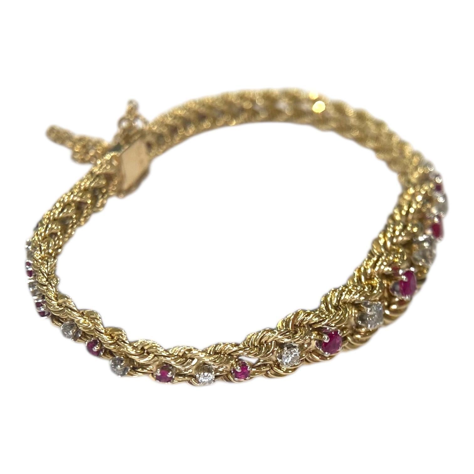 Vintage 14K Yellow Gold Ruby & Diamond Graduating Rope Bracelet Bon état - En vente à Henderson, NV