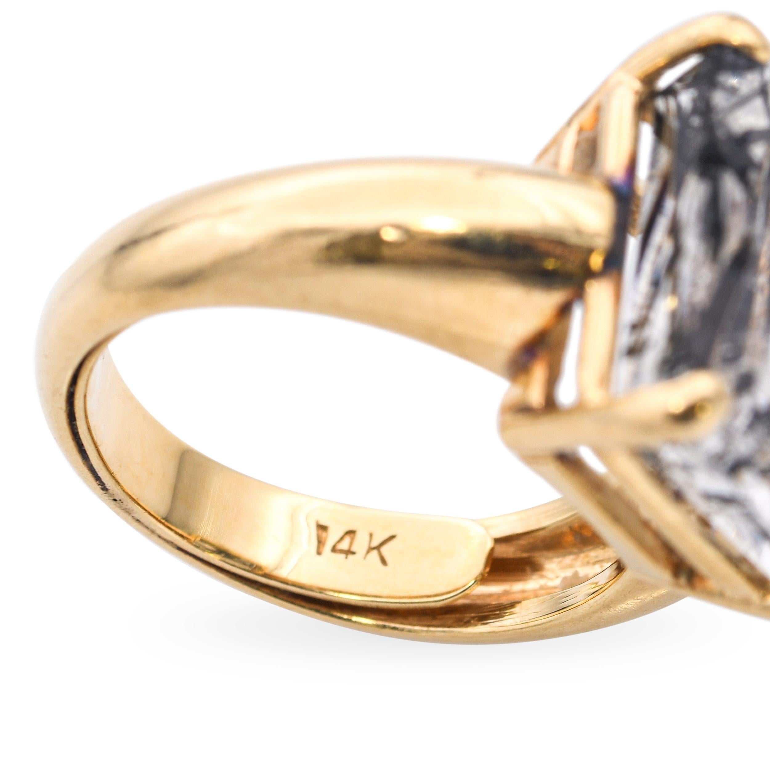 Vintage 14k Yellow Gold Sagenite Schorl in Quartz Ring en vente 1