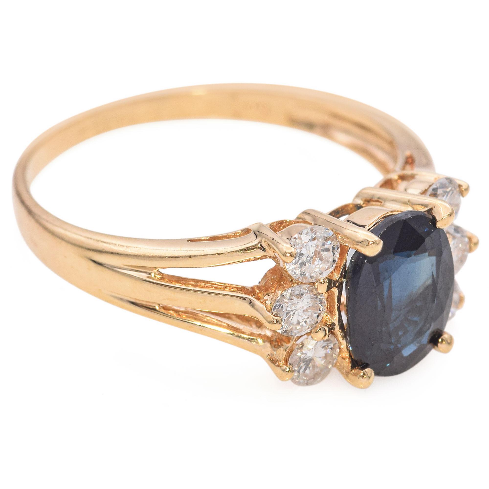 Vintage 14k Yellow Gold Sapphire and Diamond Ring For Sale 1
