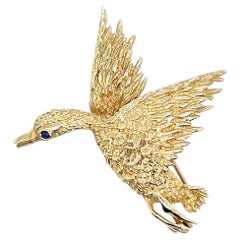 Vintage 14k Yellow Gold & Sapphire Flying Duck Brooch 1970s