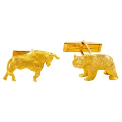 Vintage 14k Yellow Gold Sculpted Cuff-Links of “Bear & Bull"