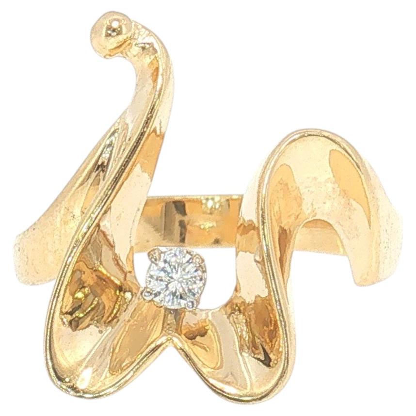 Vintage 14K Yellow Gold Sculptural Ring with 0.07ct Diamond, Size 7