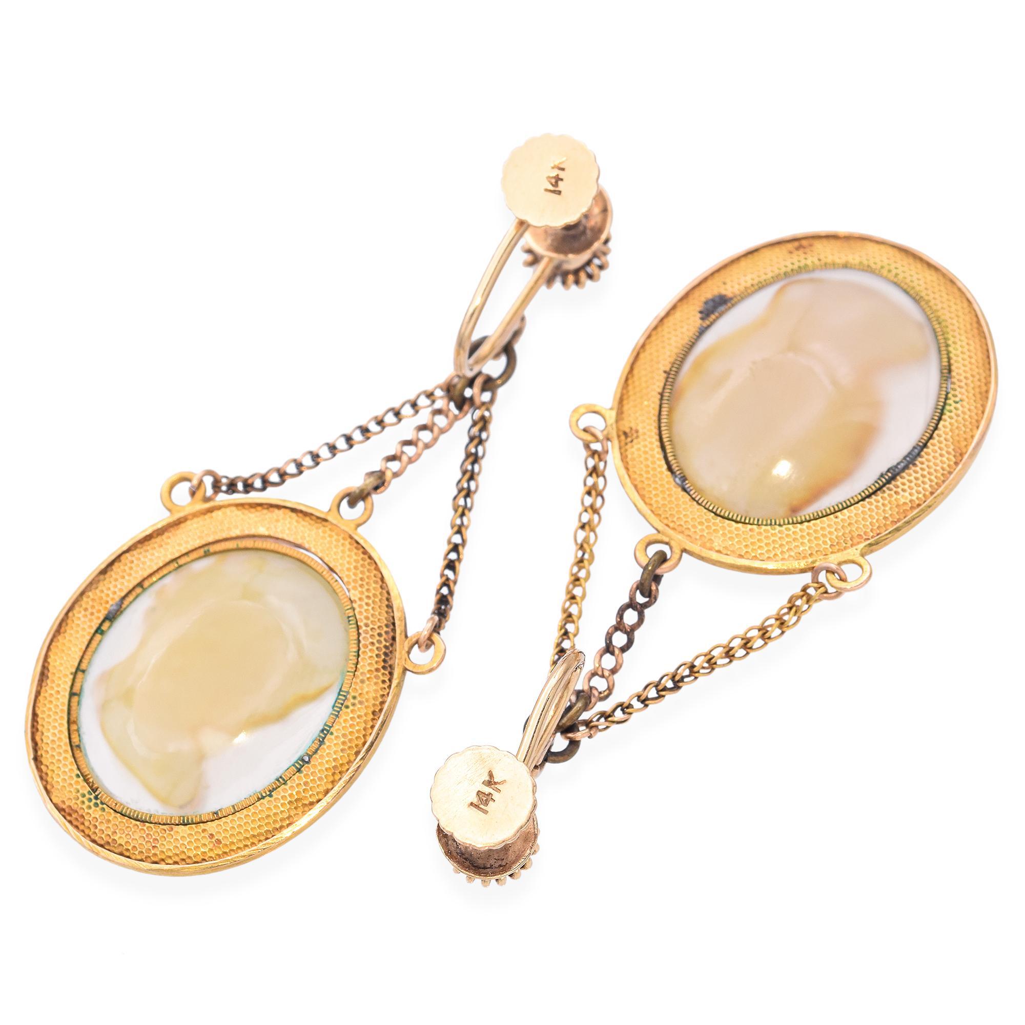 Orecchini a goccia con conchiglia d'epoca in oro giallo 14k in vendita 1