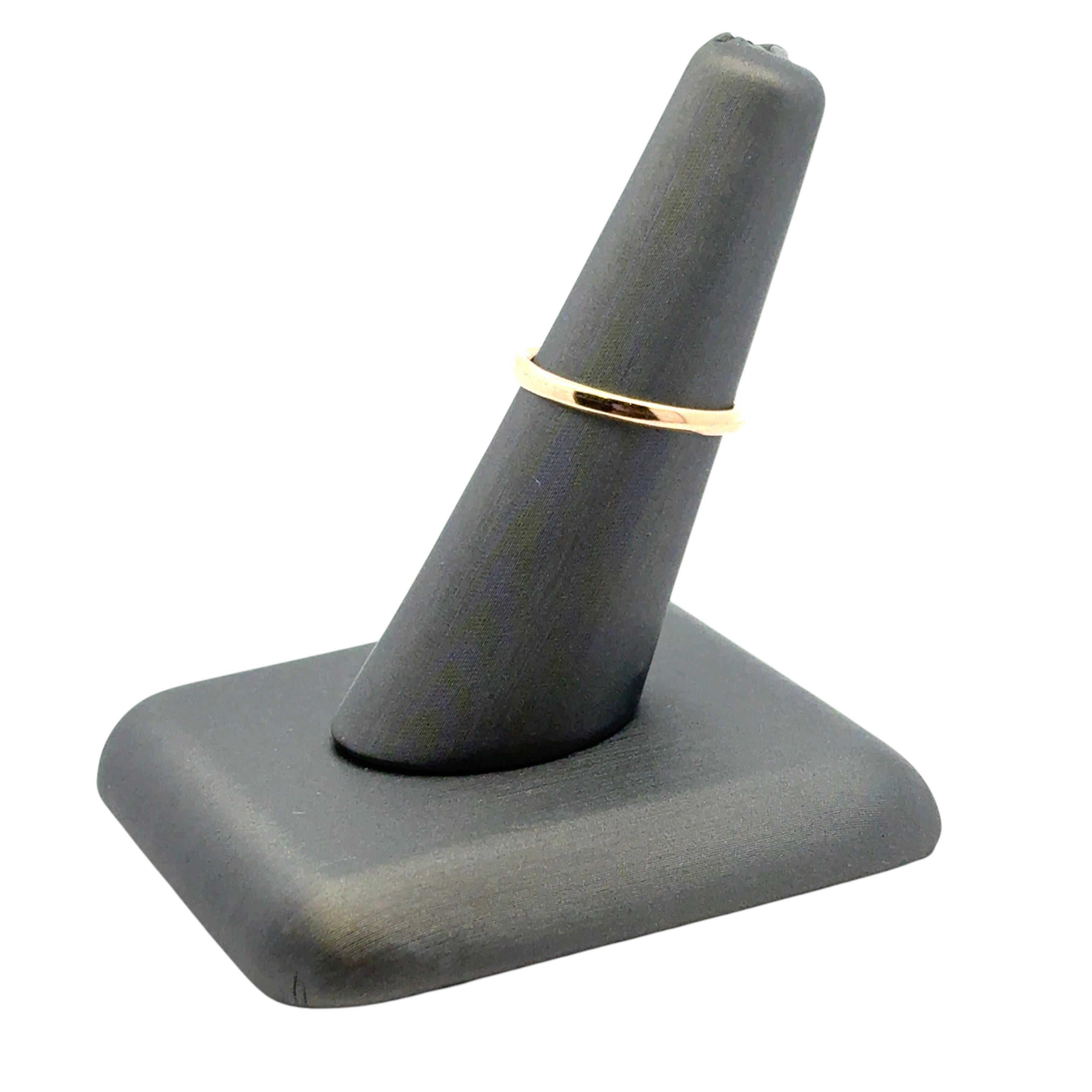 Vintage 14k Yellow Gold Simple Ring Band For Sale 5