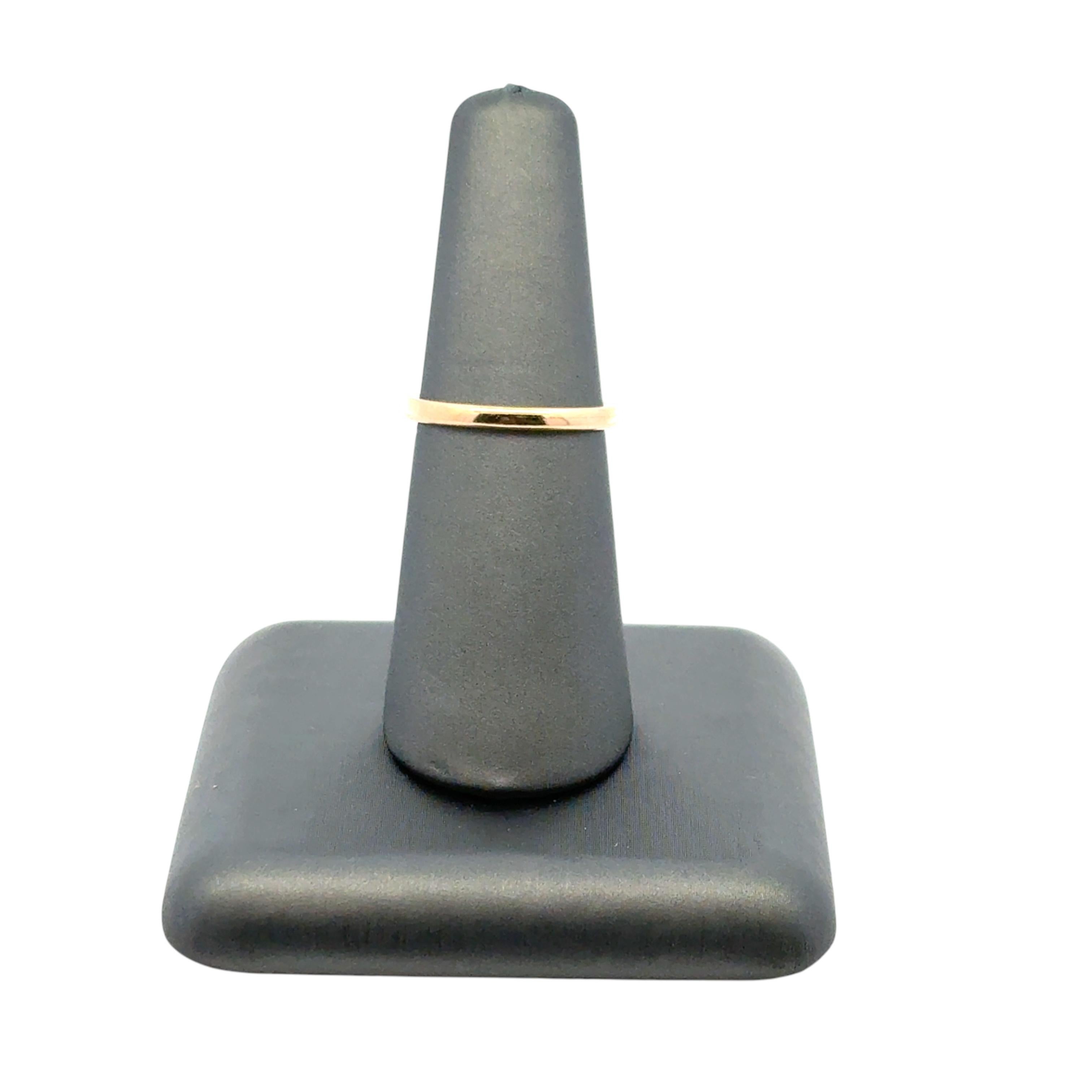 Vintage 14k Yellow Gold Simple Ring Band For Sale 4