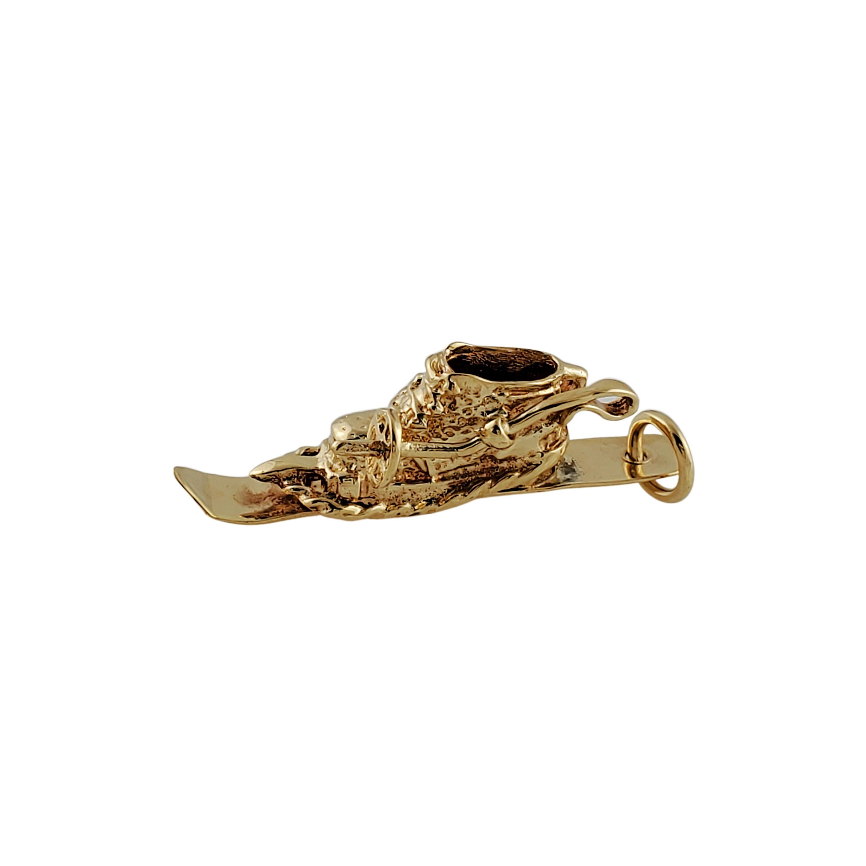 14K Yellow Gold Ski and Boot Charm In Good Condition For Sale In Washington Depot, CT