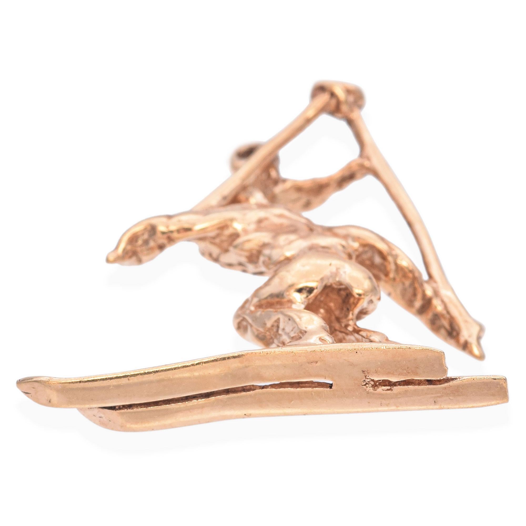 Vintage 14K Yellow Gold Skiing Figure Charm In Good Condition In New York, NY