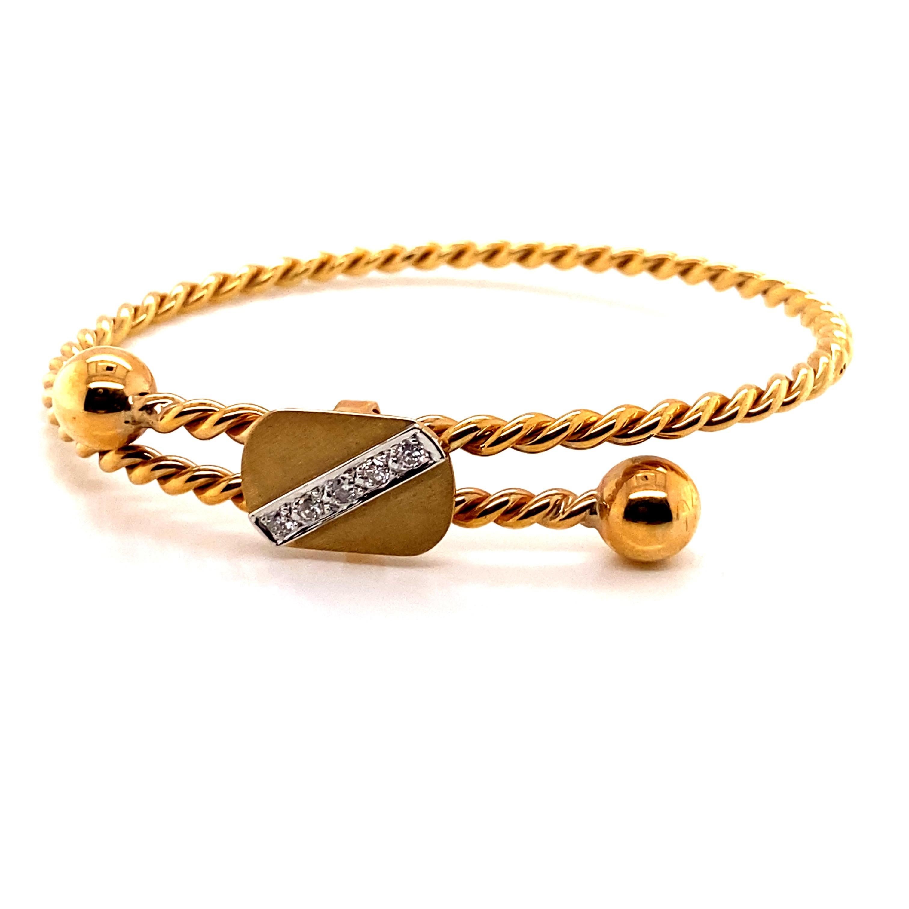 Bracelet jonc jonc vintage en or jaune 14 carats avec diamants Bon état - En vente à Boston, MA