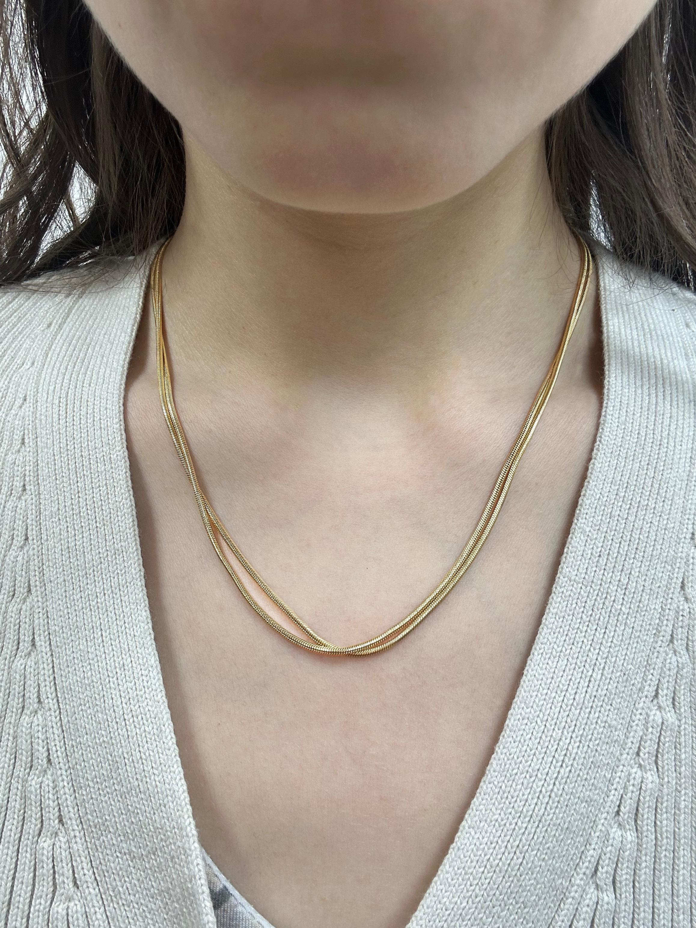 Chaîne serpent vintage en or jaune 14K - 36 pouces Bon état - En vente à New York, NY
