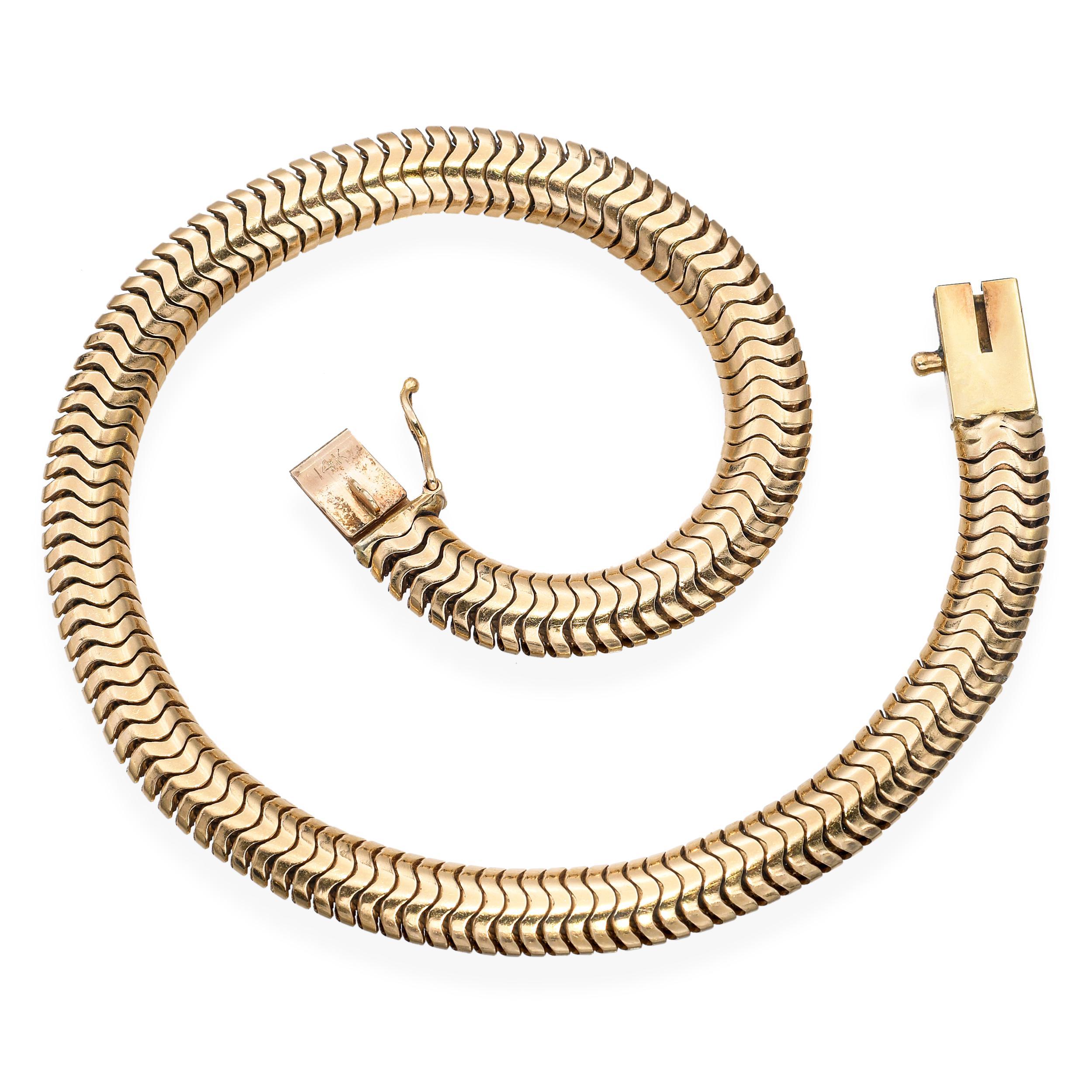 Donna Bracciale a catena a serpente in oro giallo 14k vintage in vendita