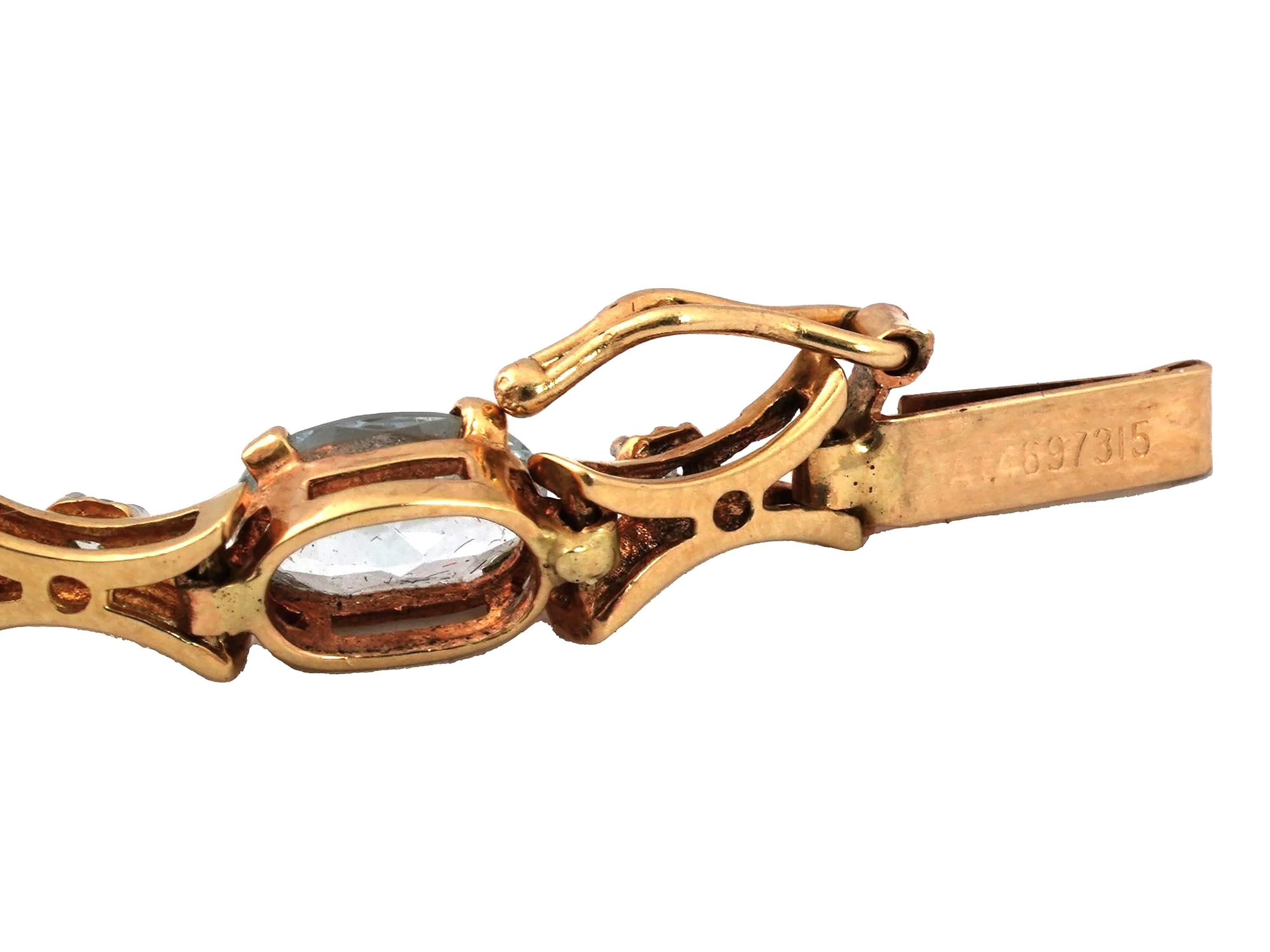 A Timeless Statement of Elegance and Sophistication
Elevate your jewelry collection with this exquisite vintage 14K yellow gold tennis bracelet, a masterpiece that seamlessly blends classic design with luxurious gemstones. This elegant piece is