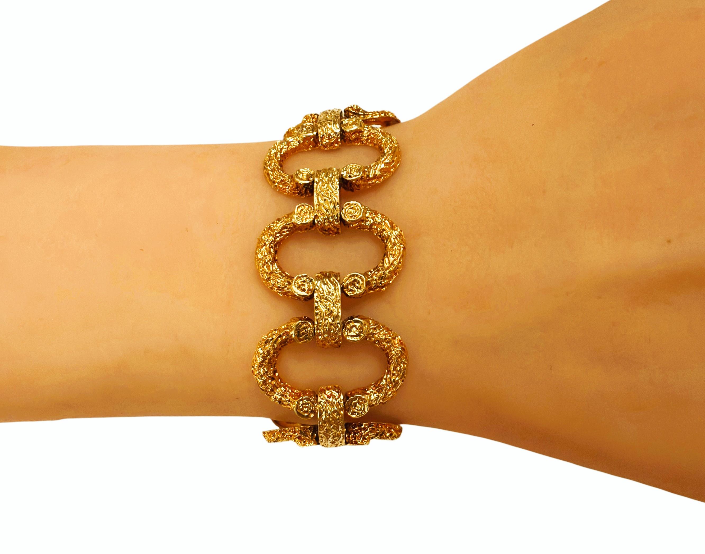 Pulsera de eslabones gruesos con textura vintage de oro amarillo de 14 quilates 31,70 gramos en venta 7