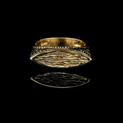 Vintage 14k Yellow Gold Textured Marquise Squared Shank Band Ring