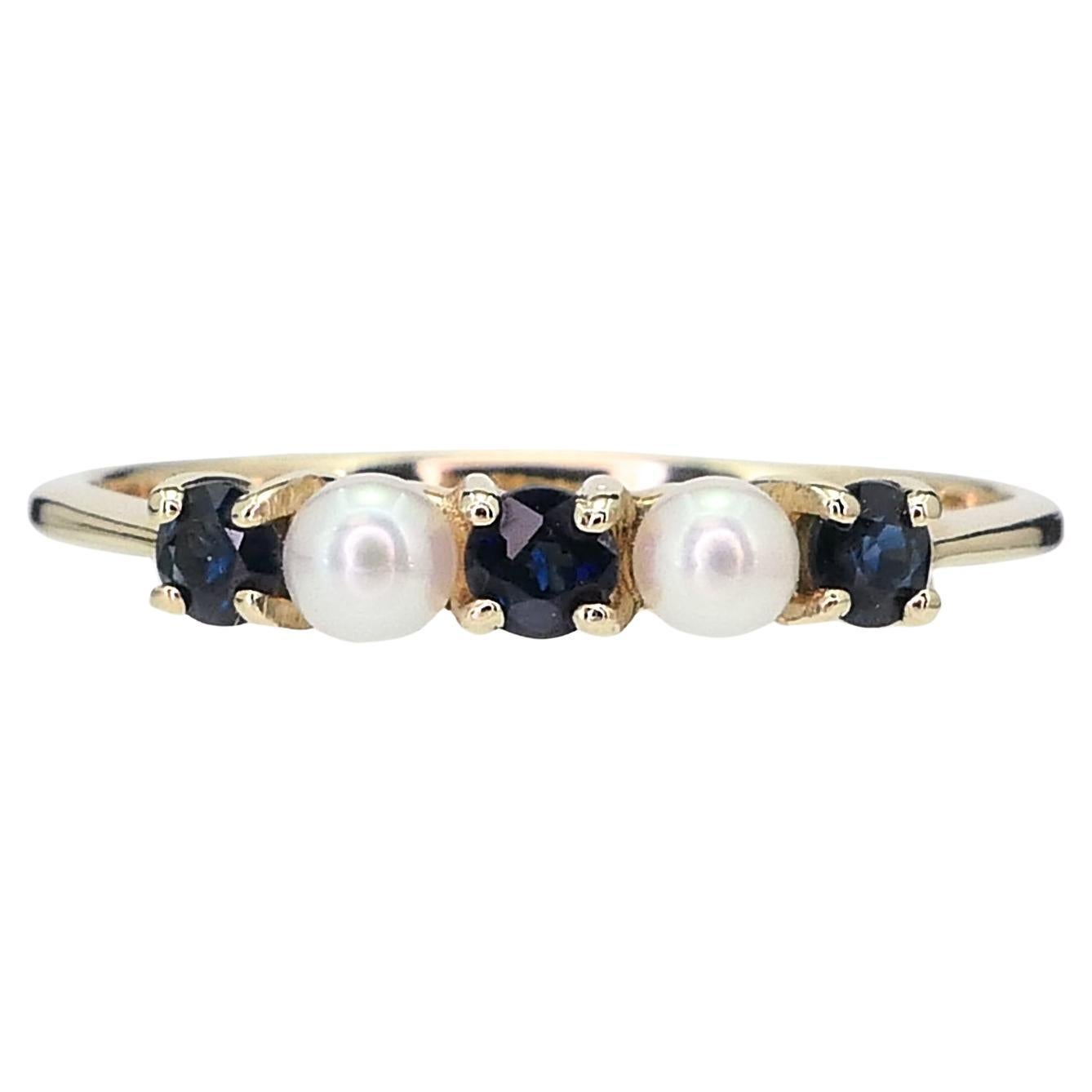 Vintage 14k Yellow Gold Tiffany & Co. Blue Sapphire Pearl Ring 1.7g i14726 For Sale