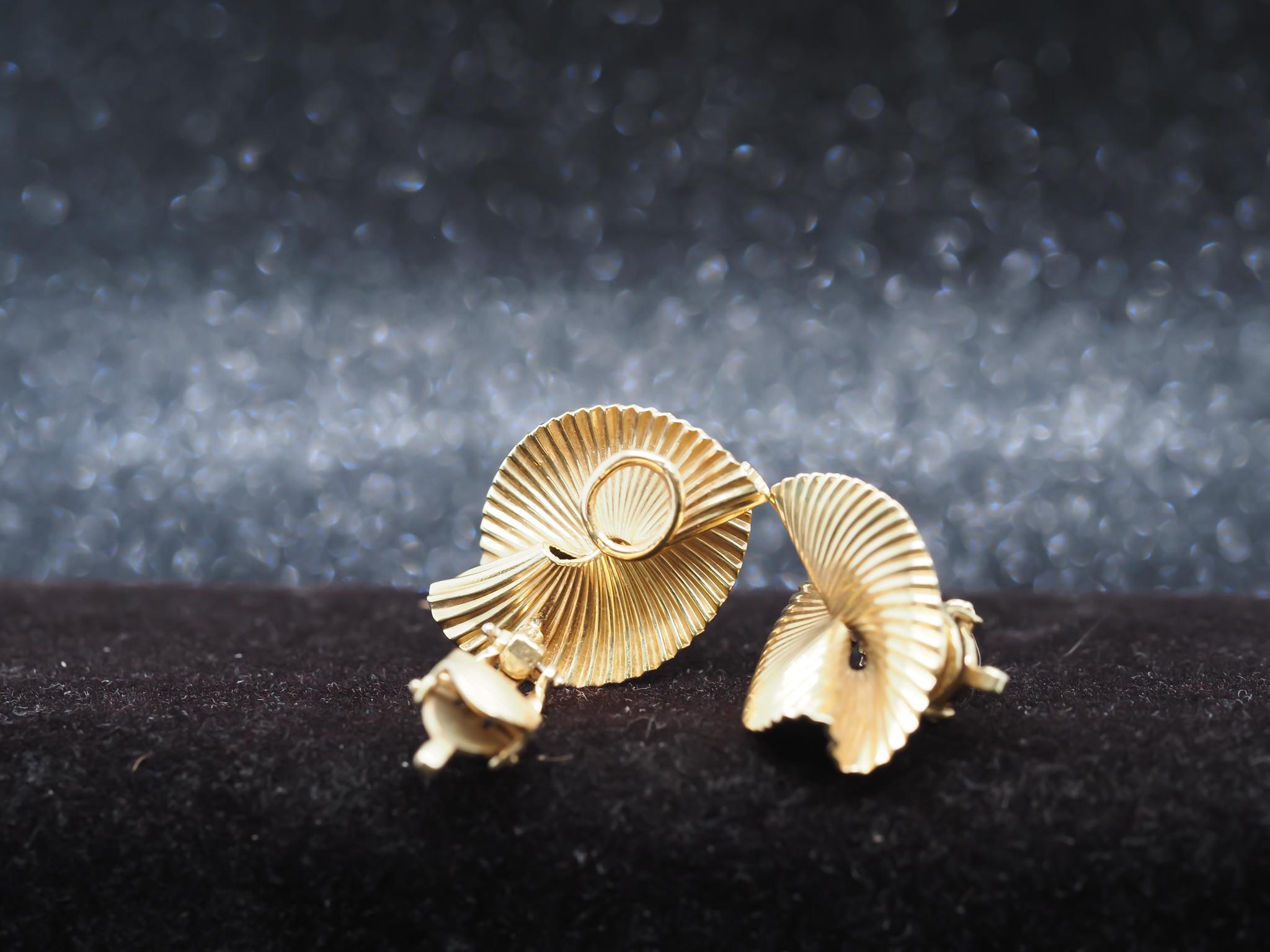 Women's Vintage 14K Yellow Gold Tiffany & Co Earrings from the 1950s For Sale