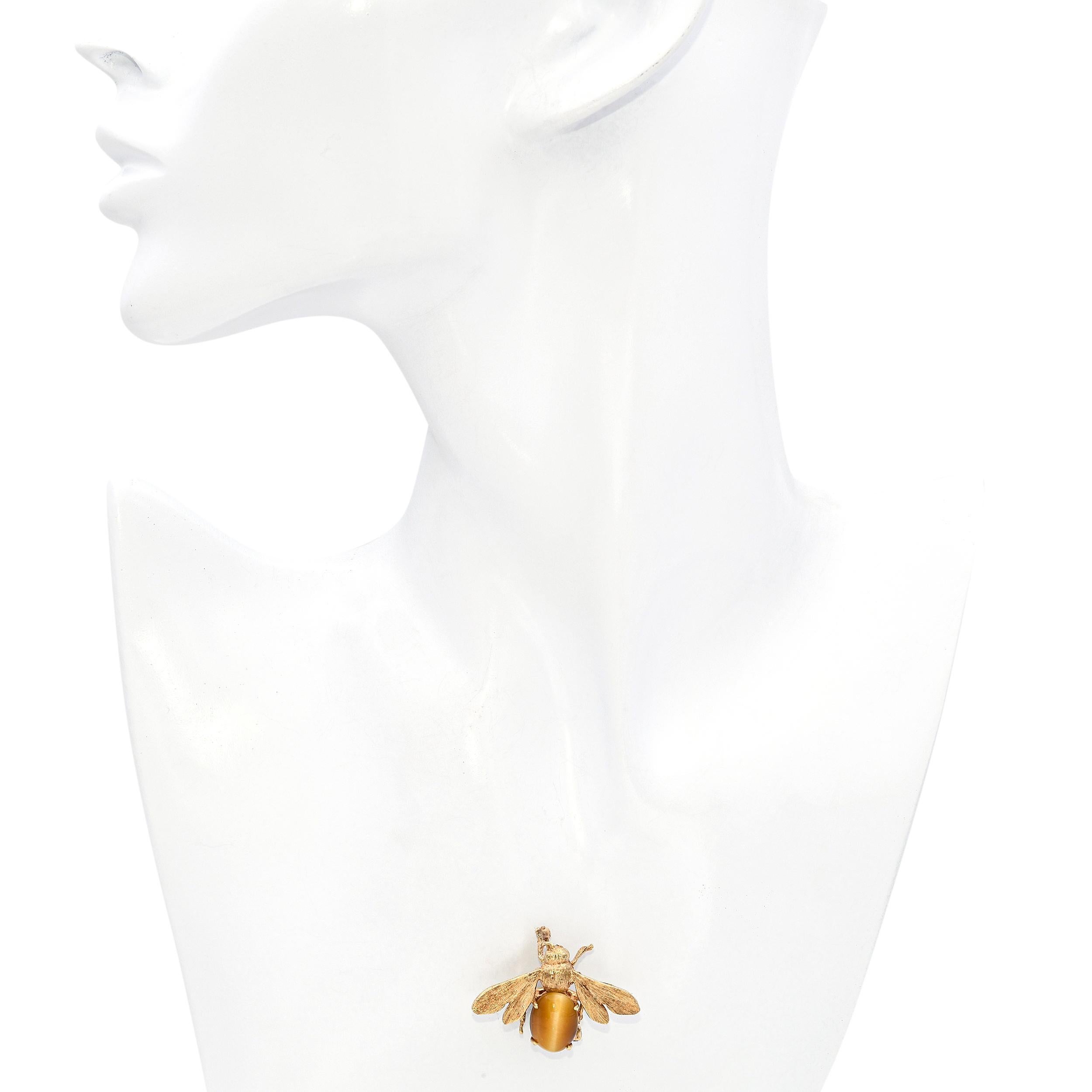 Oval Cut Vintage 14k Yellow Gold Tigers Eye Bumblebee Brooch For Sale
