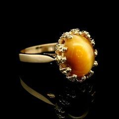 Vintage 14k Yellow Gold Tiger's Eye Textured Prong Set Solitaire Cocktail Ring