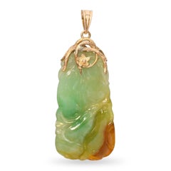 Vintage 14k Yellow Gold Varigated Jade Carved Plant Pendant