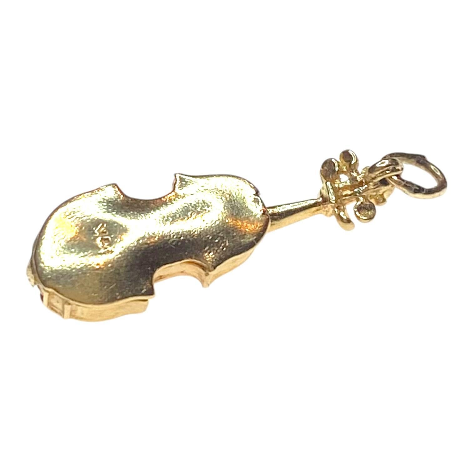 Vintage 14K Yellow Gold Violin Charm 1