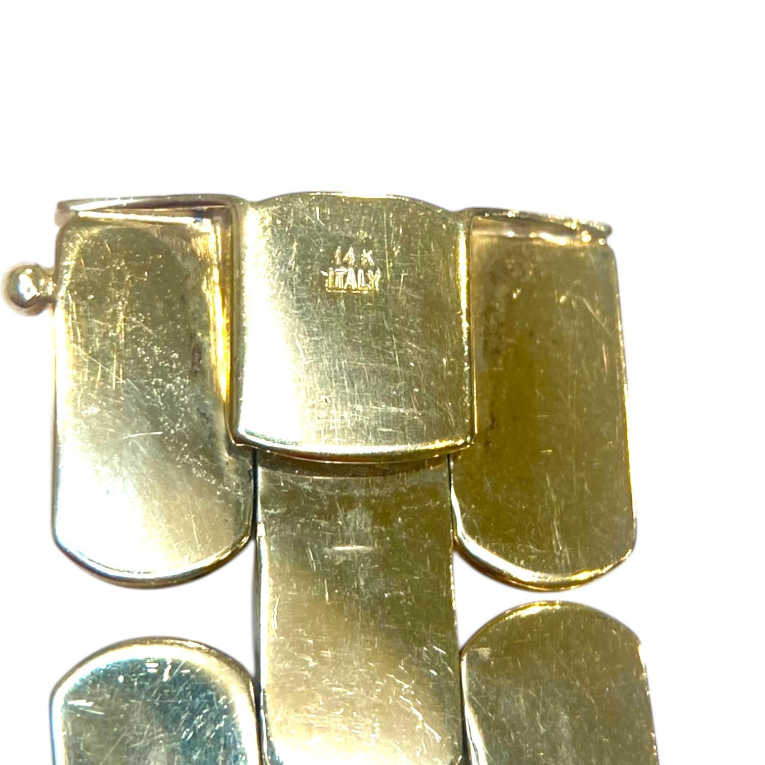 Bracciale d'epoca a maglie larghe in oro giallo 14K in vendita 3
