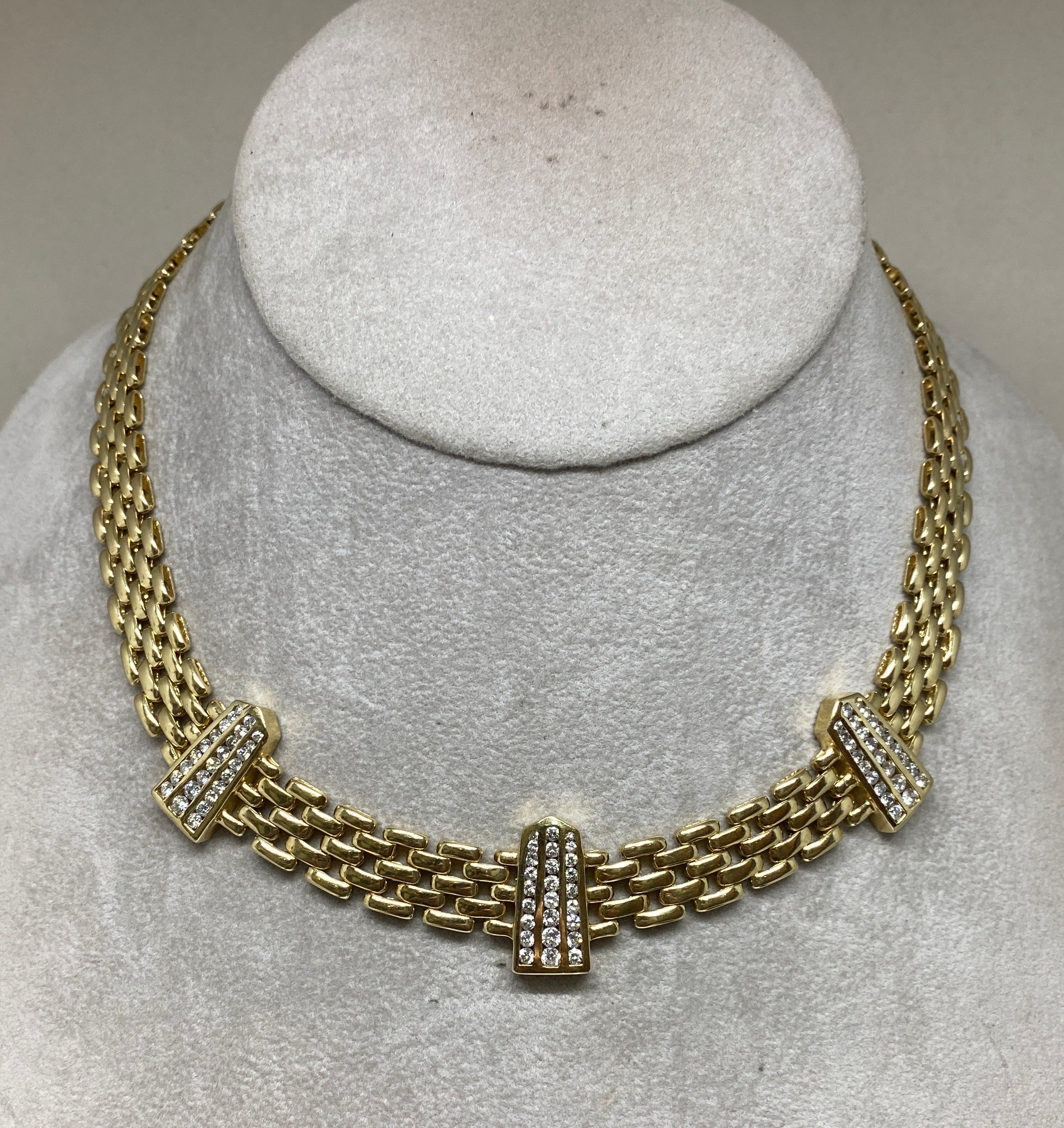 Contemporary Vintage 14k Yellow Gold Woven Panther Link & Diamond Station Necklace  For Sale