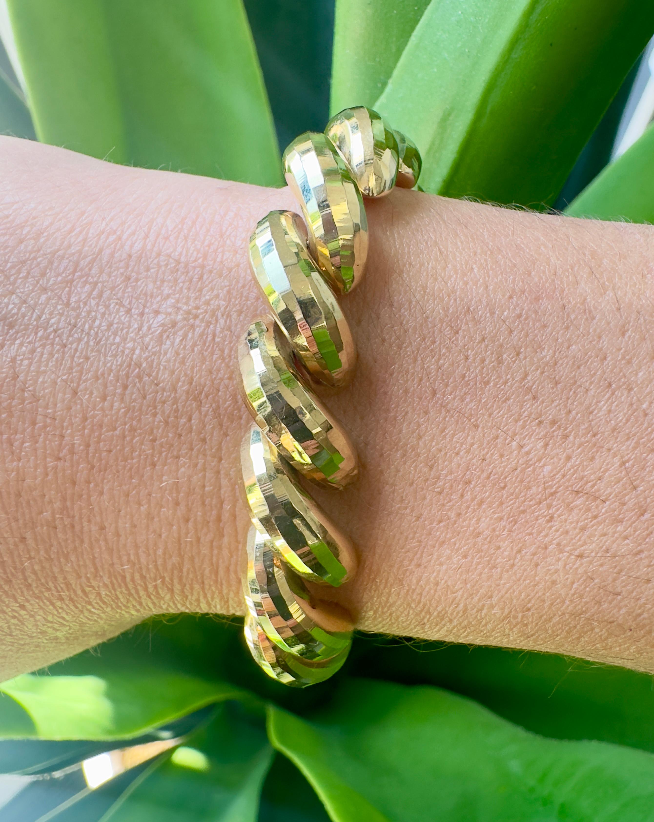 Women's Vintage 14k Yellow Gold Textured San Marco Bracelet For Sale