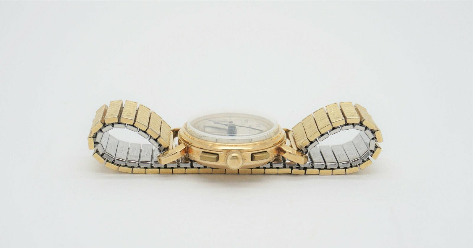De los hombres Reloj cronógrafo automático vintage LeCoultre de oro amarillo y blanco de 14 quilates 30 mm en venta