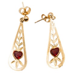 Vintage 14KGold Drop Earrings with Garnet Heart Stones. Romantic Filigree Design