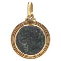 Ciondolo vintage in oro 14kt con antica moneta romana