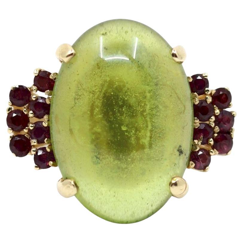 Vintage 14KT Gold Peridot Garnet Ring For Sale