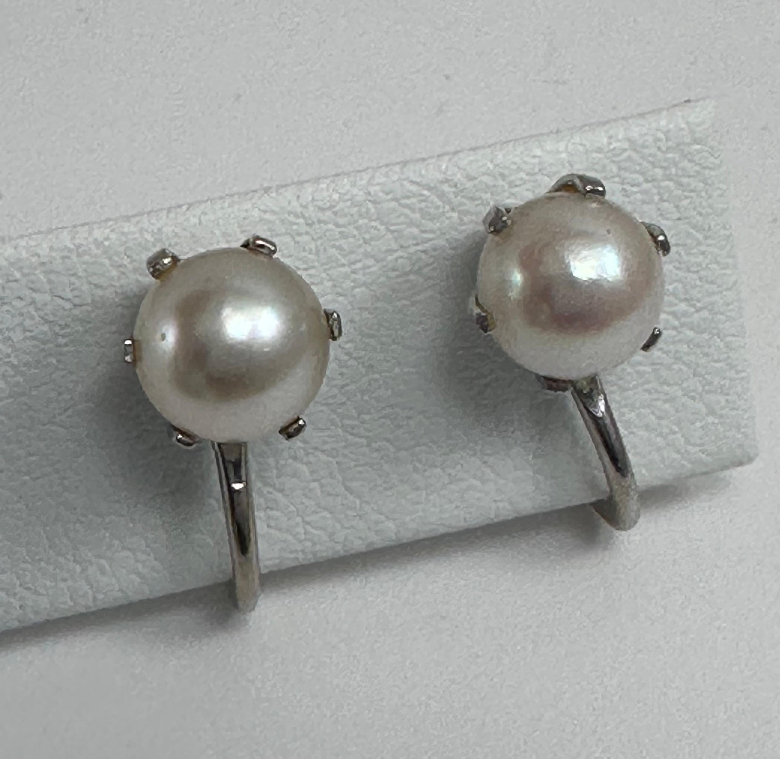Women's Vintage 14kt White Gold 6mm Pearl Screw Back Earrings