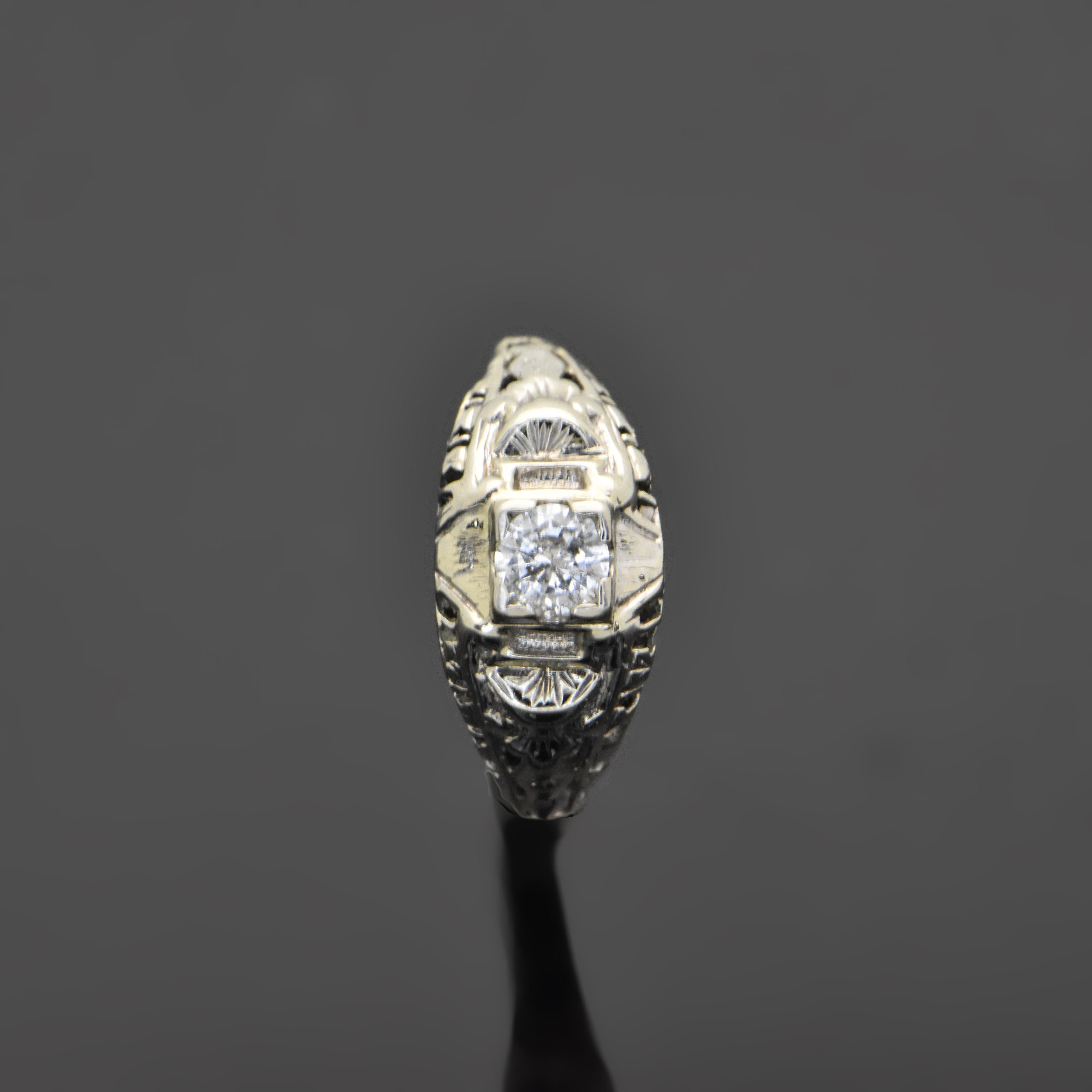 Round Cut Vintage 14 Karat White Gold Art Deco Diamond Ring For Sale