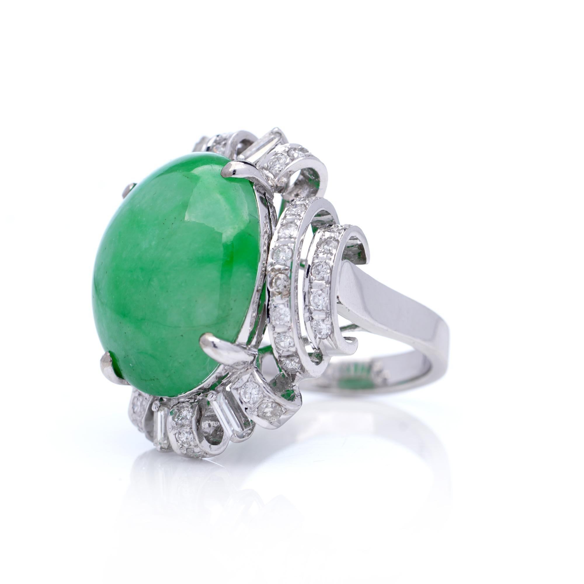 Vintage 14kt. Weißgold 23,10 ct. Vintage.  Jade-Diamant-Cluster-Ring im Angebot 2